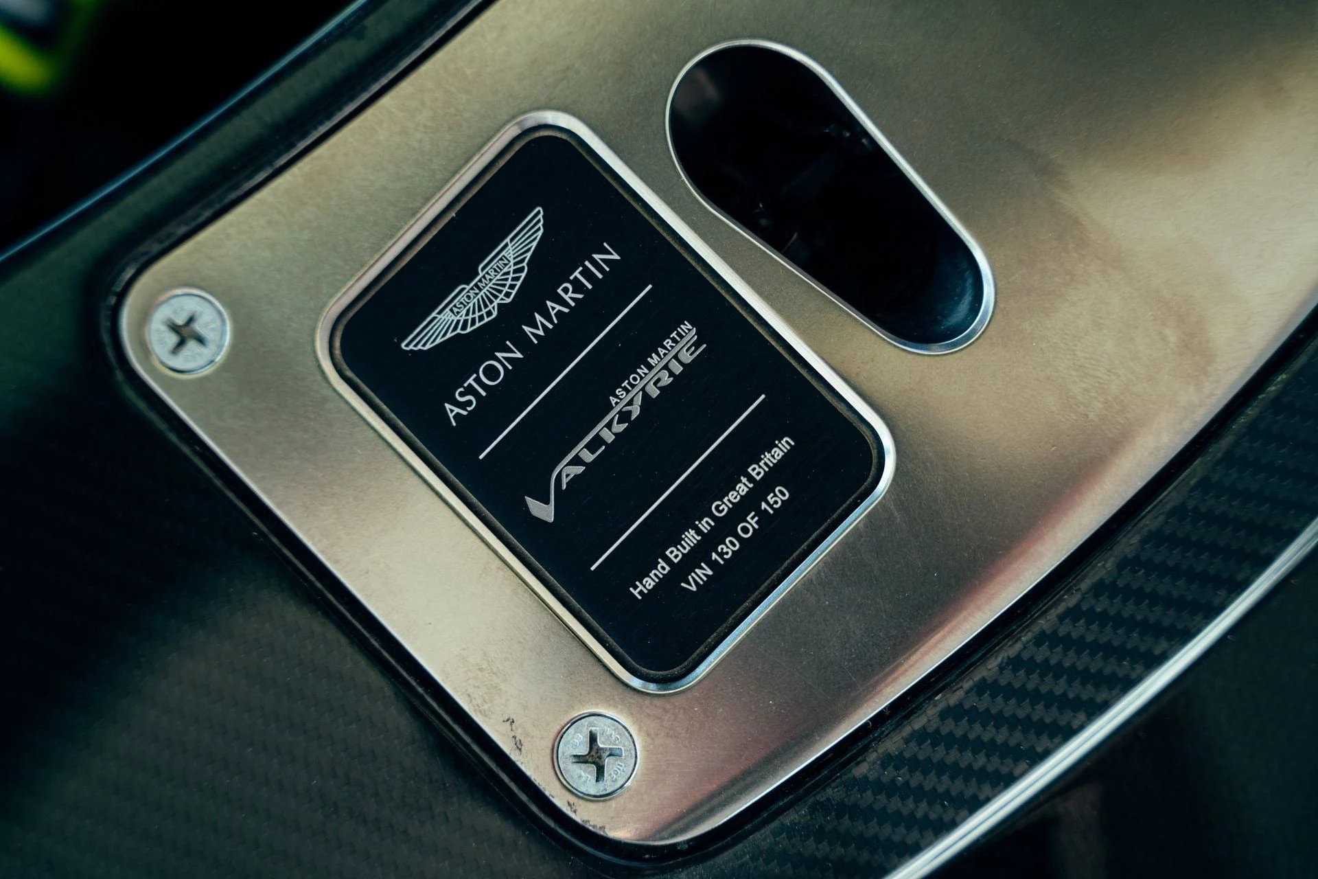 mph012_669780316_e4d7e862ff4a691be02bdf64c46be7d9x_26a4dc8b29