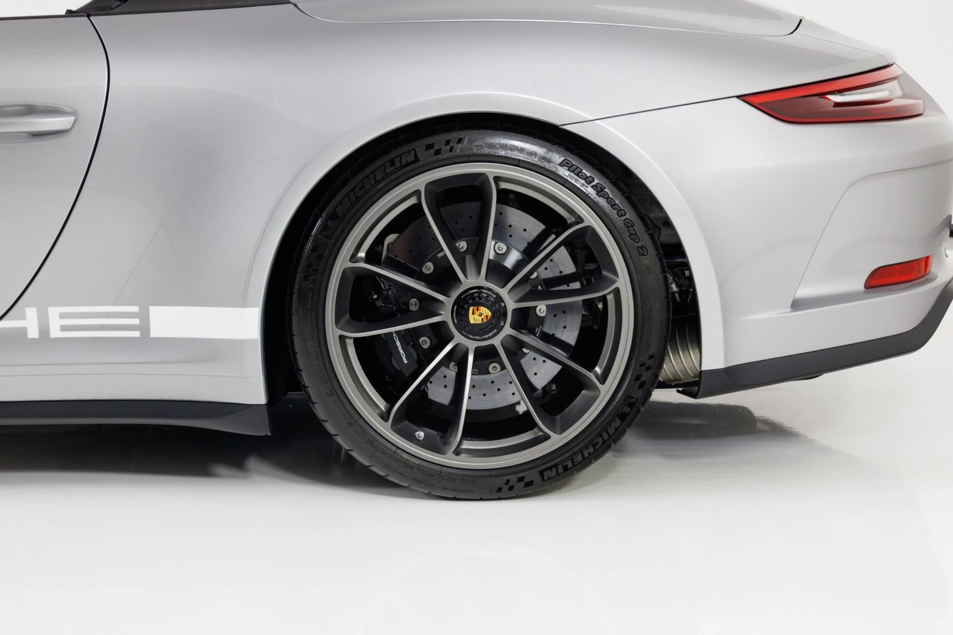 mph012_671586457_Used_2019_Porsche_911_Speedster_1790794374_a681d663a8