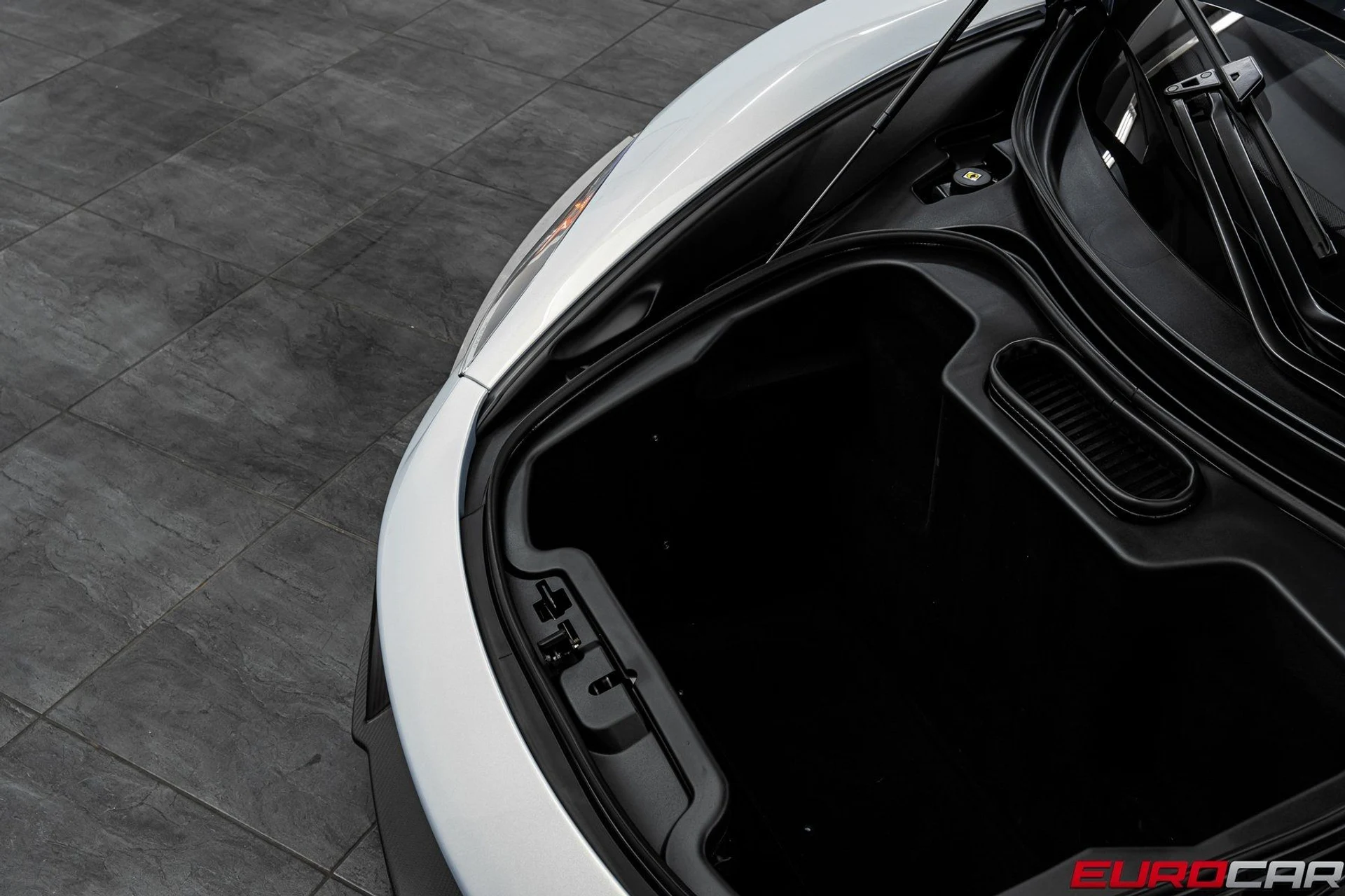 mph012_67981076_image_13_57acdce841