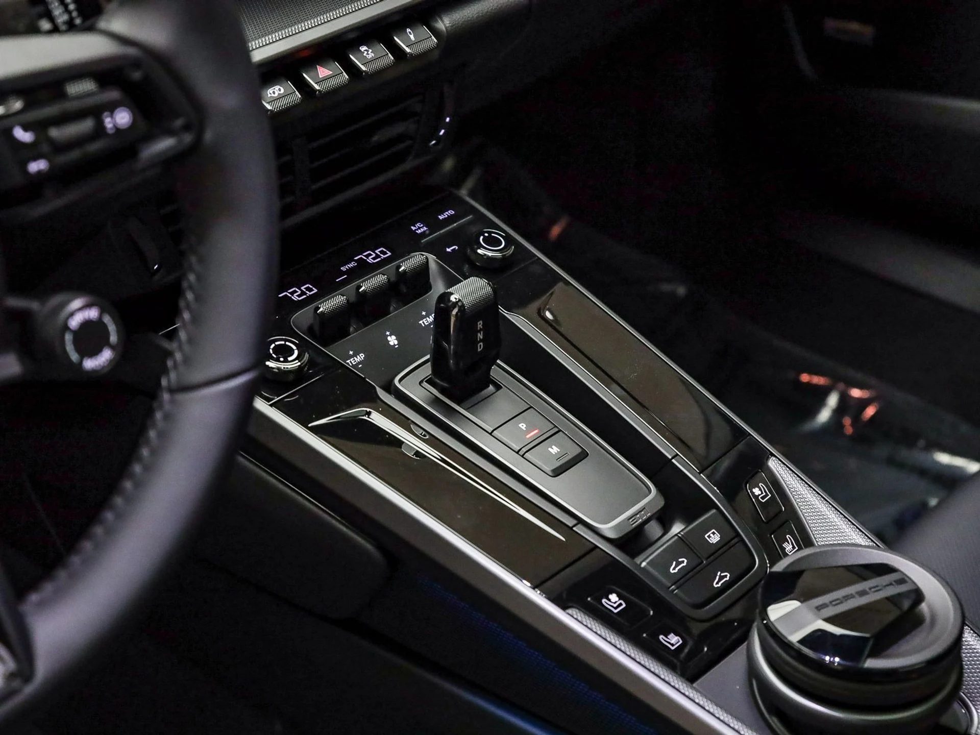 mph012_681019310_196caef3350ee46b00a4a410f9b436a9x_7d84445826