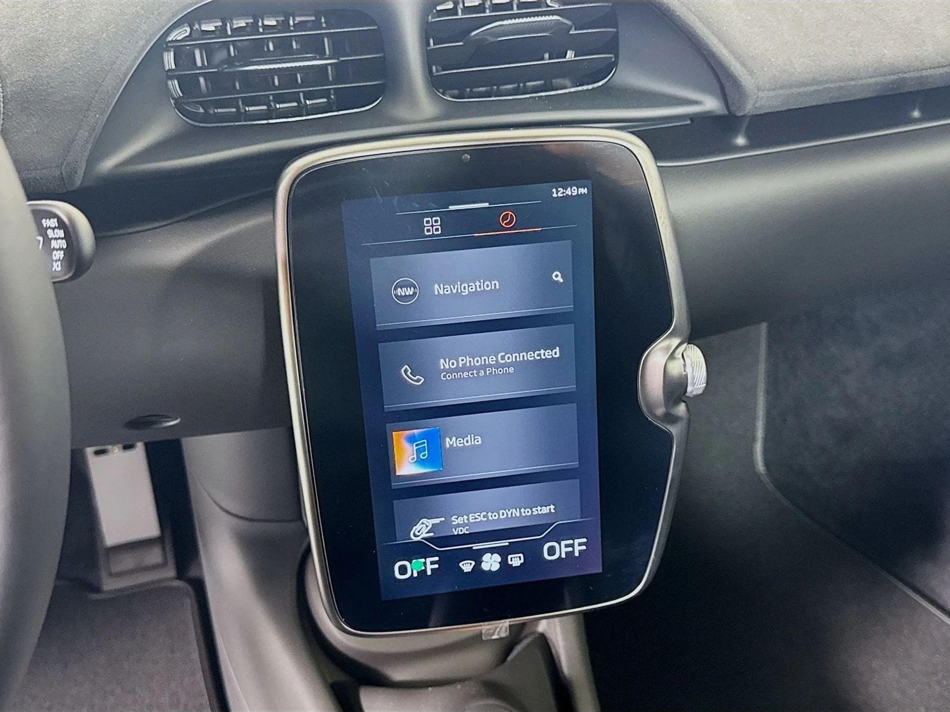 mph012_68970104_bdea8e618a0c00dbc71826b9b8dbd6a6x_88622b6f7a