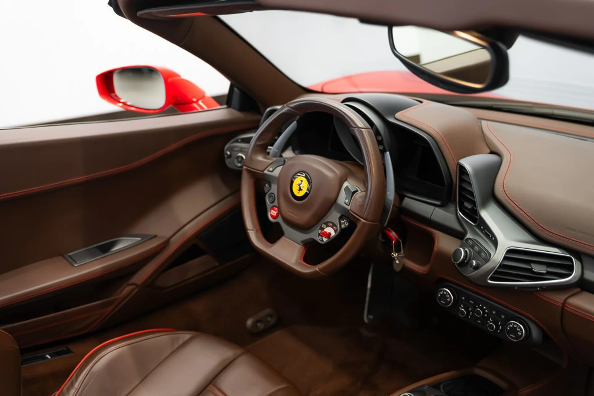 mph012_692843433_ferrari_458_italia_2013_jpg_v_1762274091_bb9fa94120