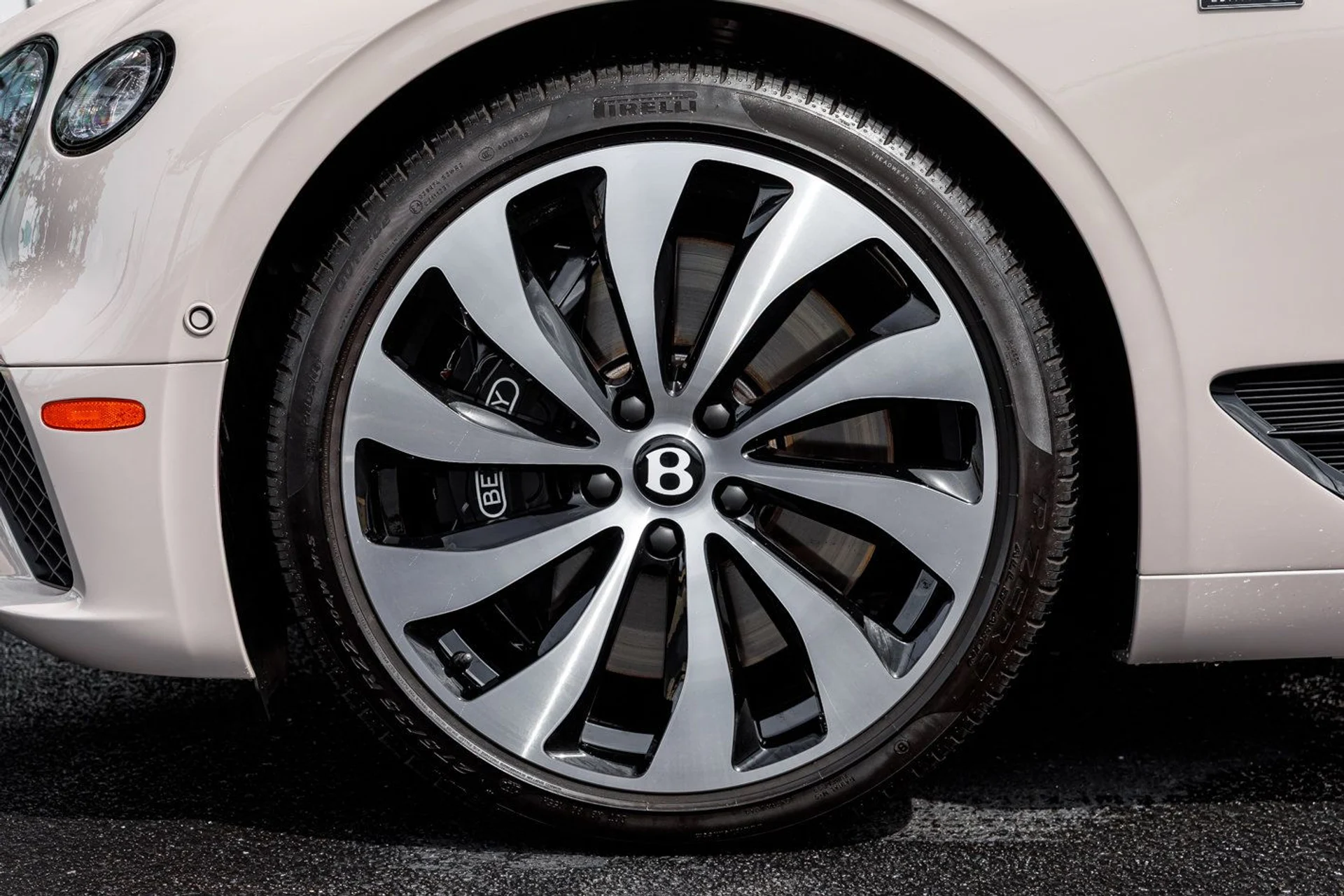 mph012_698020939_a9bc0ce11c68ea22aaed5f9e48fff545x_6cbb1a67e2