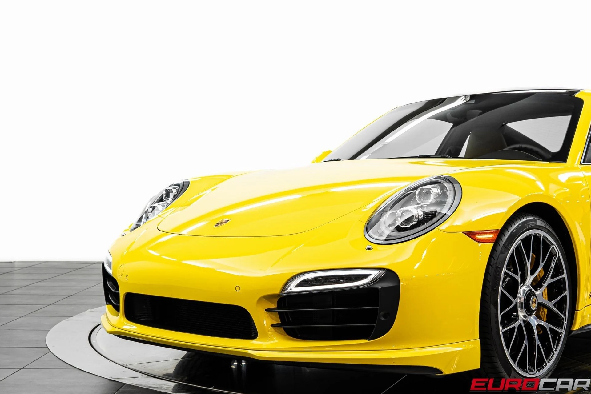 mph012_69913281_image_13_c931f97e04