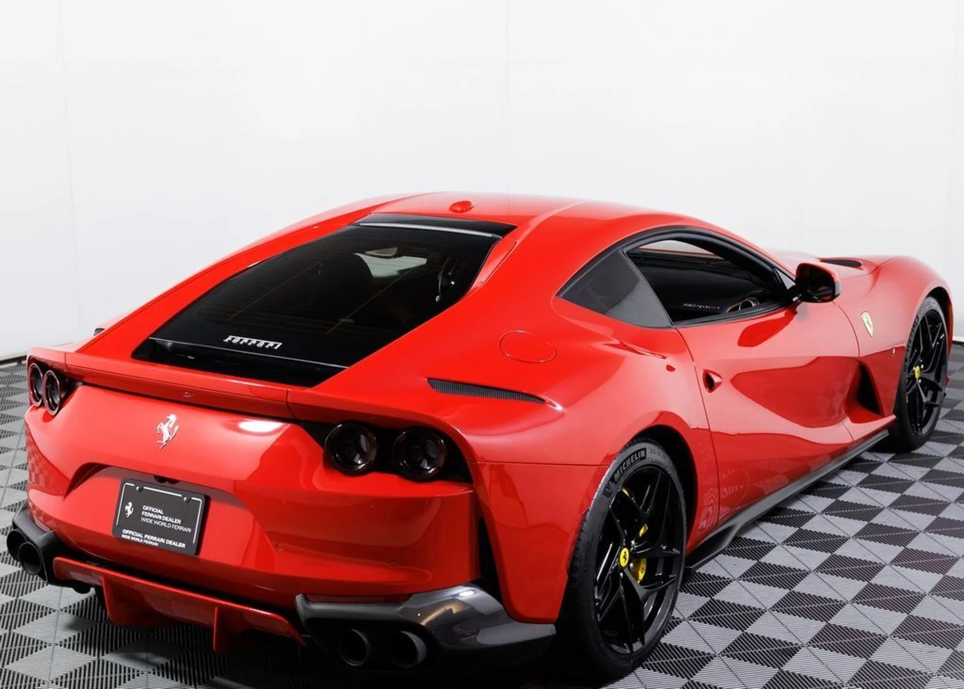 mph012_699748332_c82f88766ebebecd6c6e5d4a97e9dcb7_47a12bb470