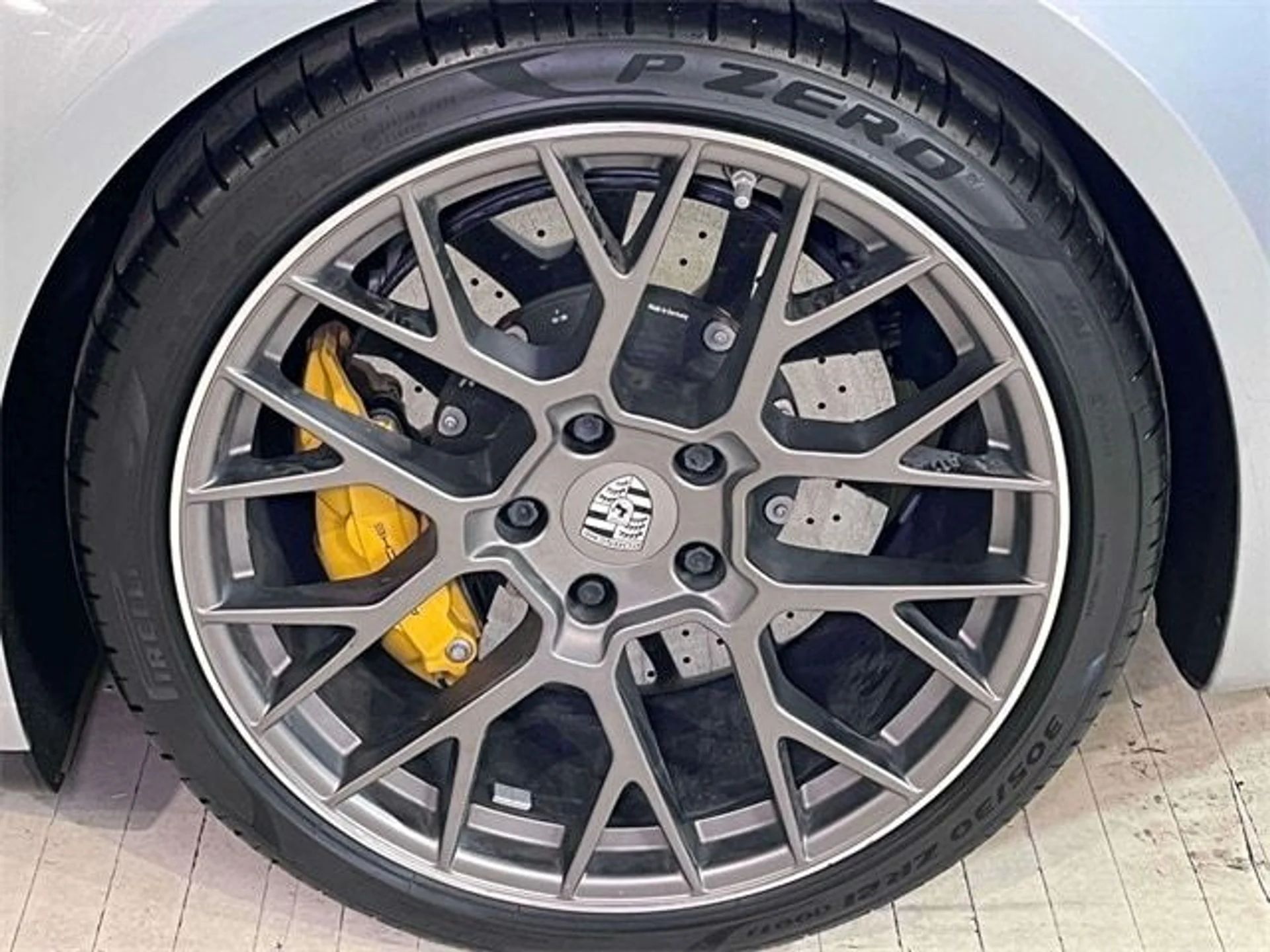 mph012_711654456_fe0ac6b09c4883cc6045595c649926e1x_2018636913