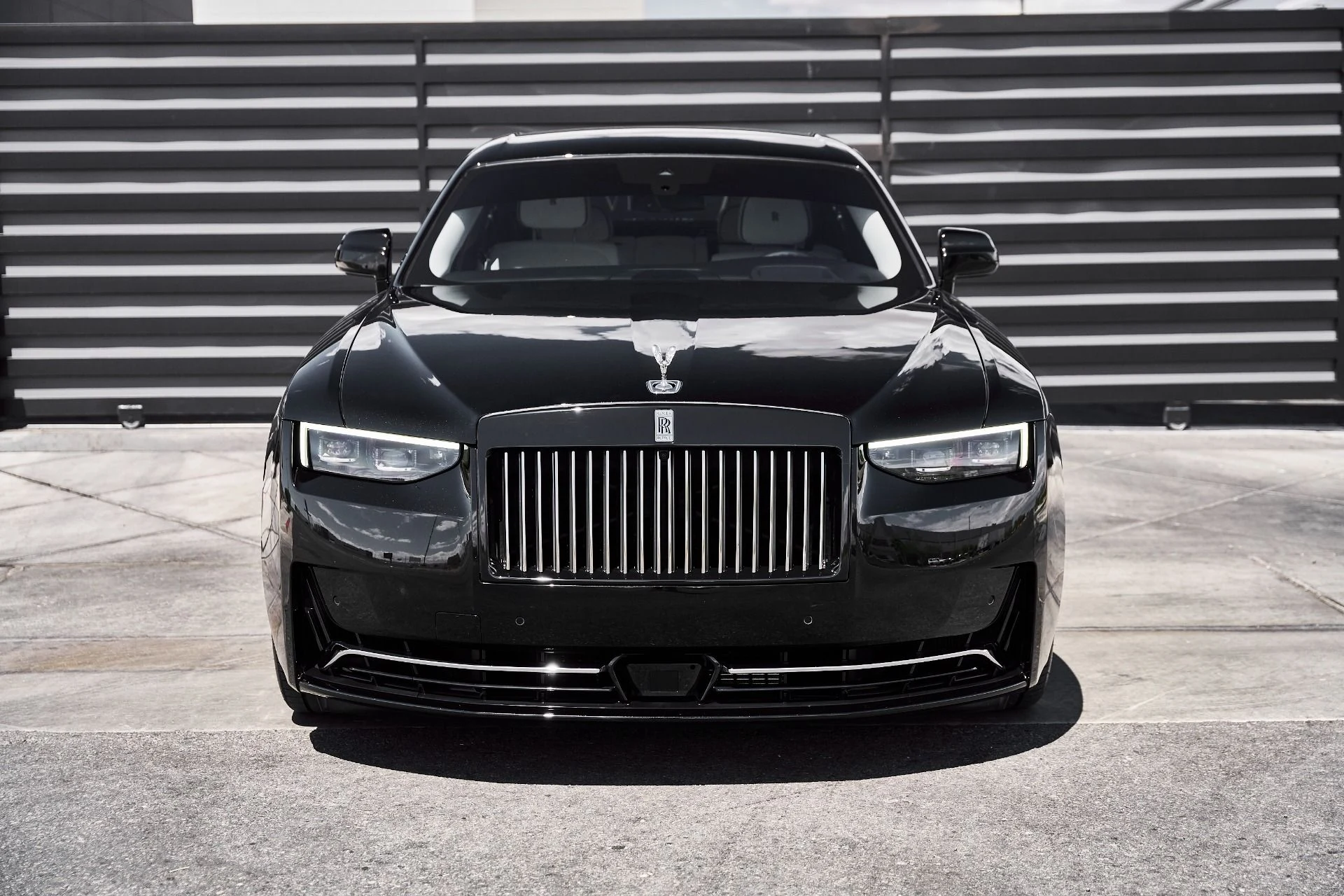 mph012_717363366_Used_2026_Rolls_Royce_Ghost_Base_1780101072_58fa456f43