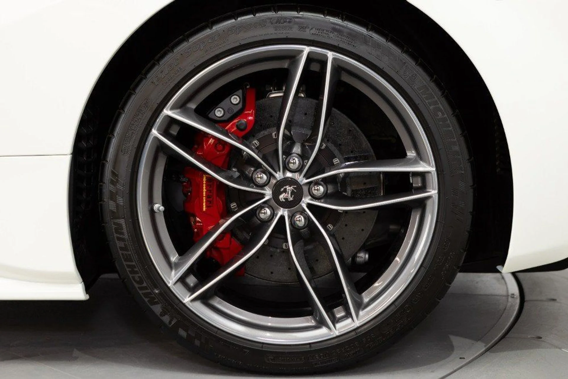 mph012_72005568_a22d89abf897455fb7c2ea288efb6ba6_e94200b4fe