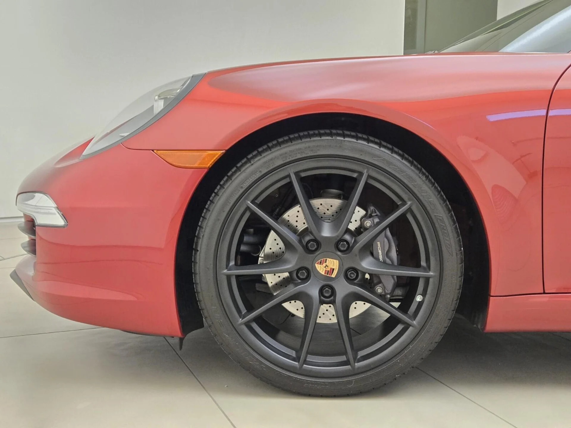 mph012_722800202_Used_2014_Porsche_911_Carrera_1777355645_95b3ba341e