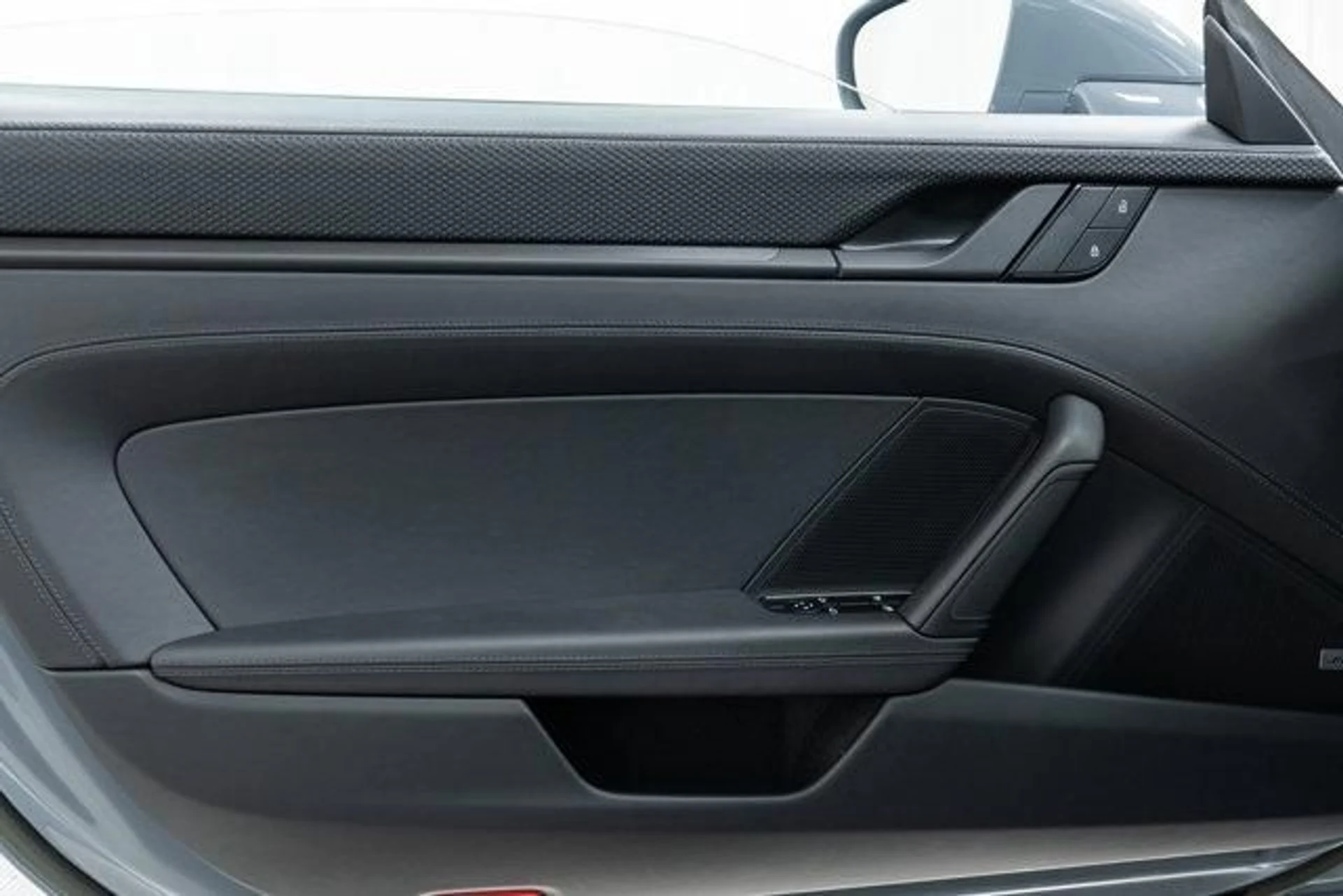 mph012_725523081_a_V_C6g5j_A_Xrm575_L9_S5_Qcnvn_AAA_77245a78d4