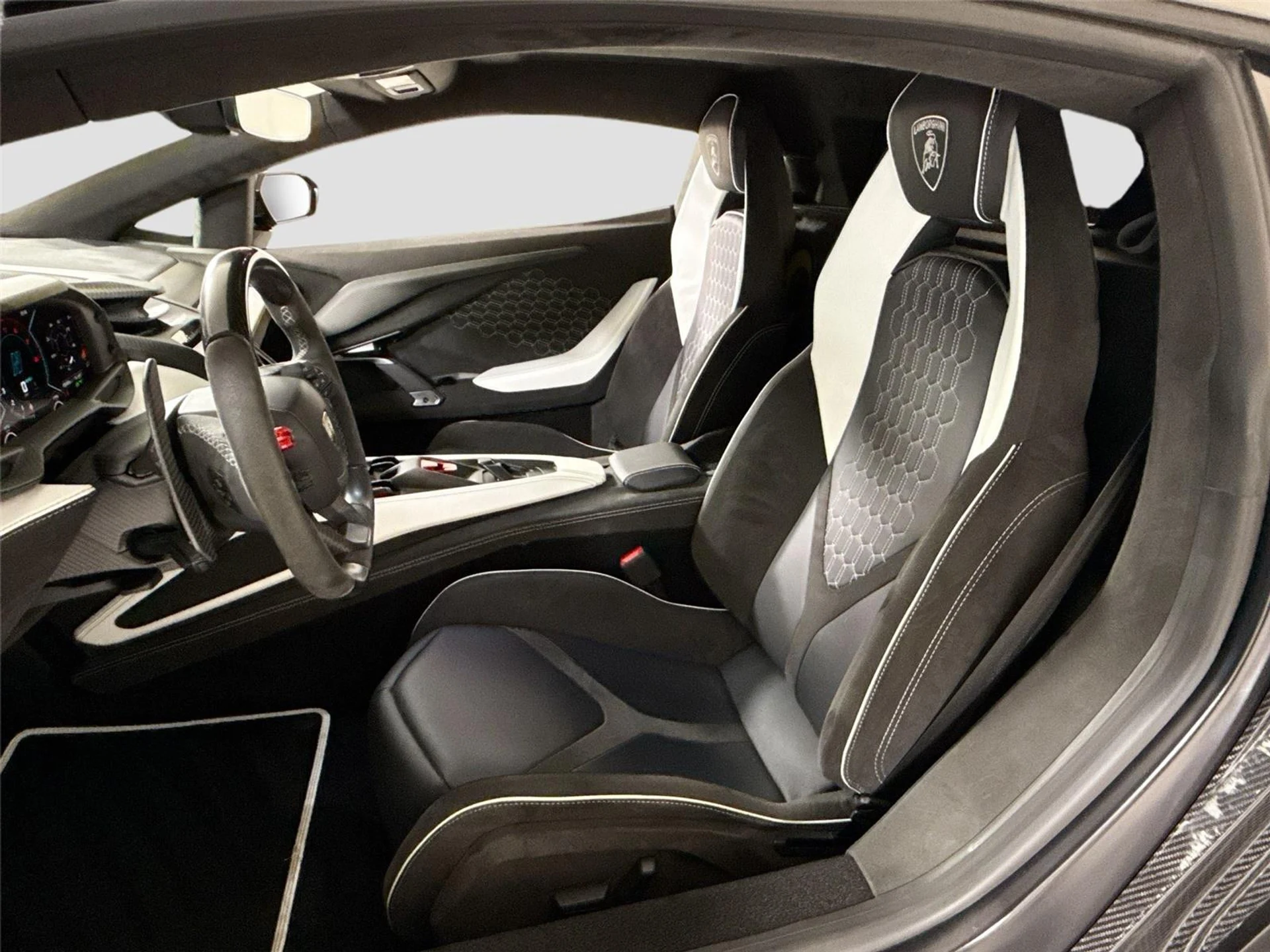 mph012_725868744_5a36b7399e65aa157045a07b92ffb3c9_caa24d413b