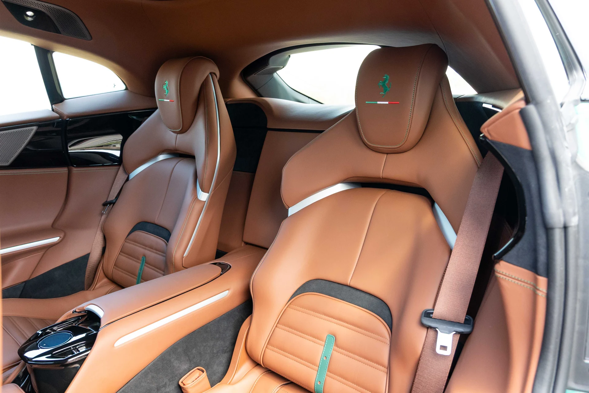 mph012_728275807_1566b7e4e31fa48b9e14a98db4fad3ae_8128ba3074