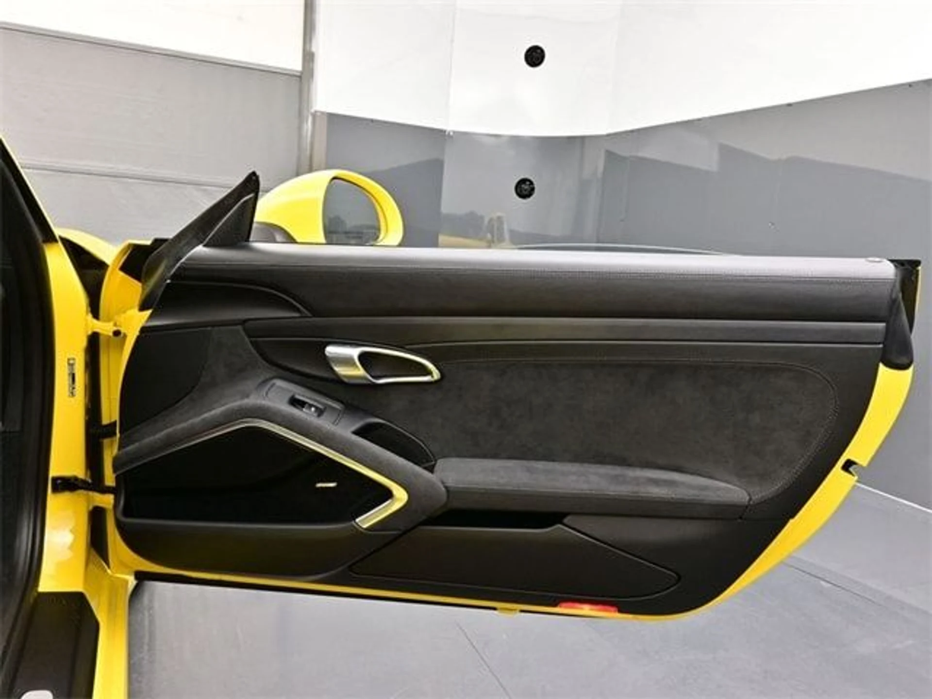 mph012_731905817_9dcd5446fbea487fe0c322acb64a7cfax_29357e7183