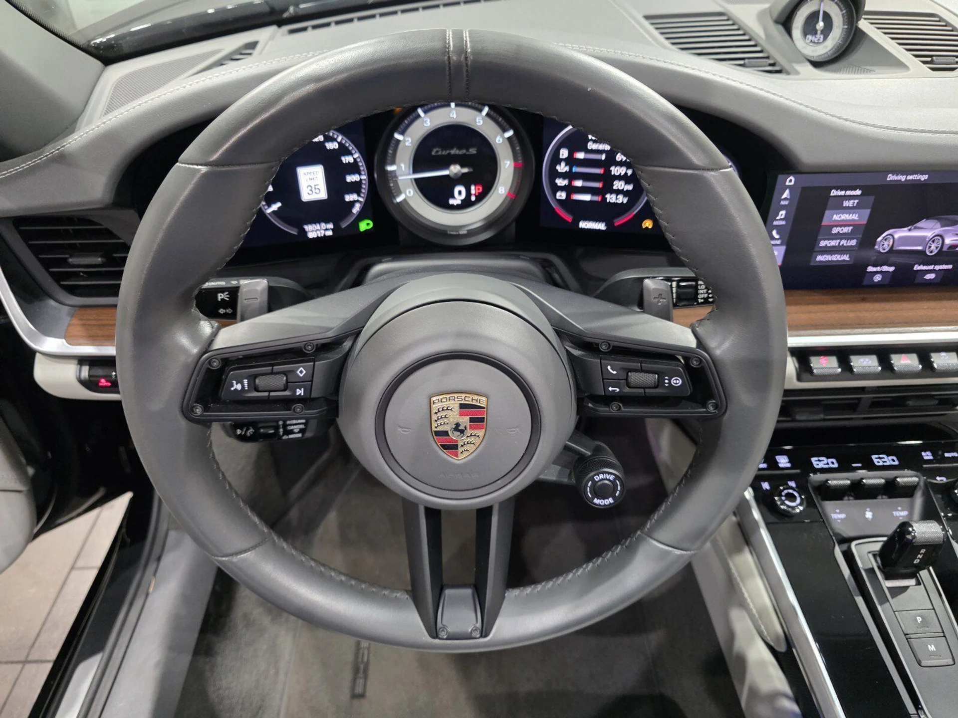 mph012_733012768_c1af6fc0d316a3fee564fc2f1d85e4c5_f621247254