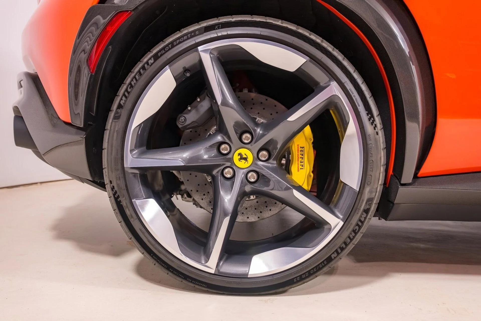 mph012_734328290_daa0a7273b984fdf9ce93cab4812ca10_7c1b1a05db