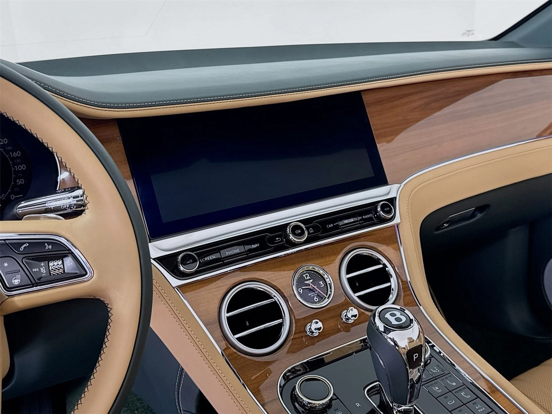 mph012_738755076_f43a60a2064516ac33a2a8fcc13078f3x_69e39d6331