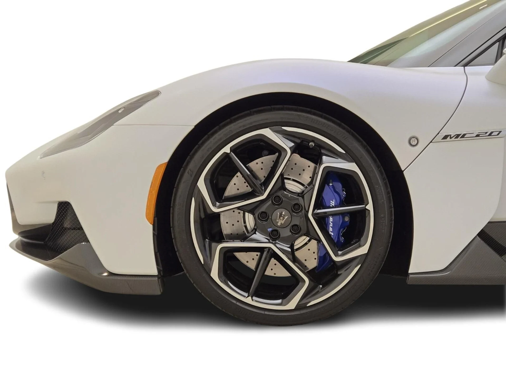 mph012_741638131_Used_2023_Maserati_MC_20_1762849611_58eda81ebd