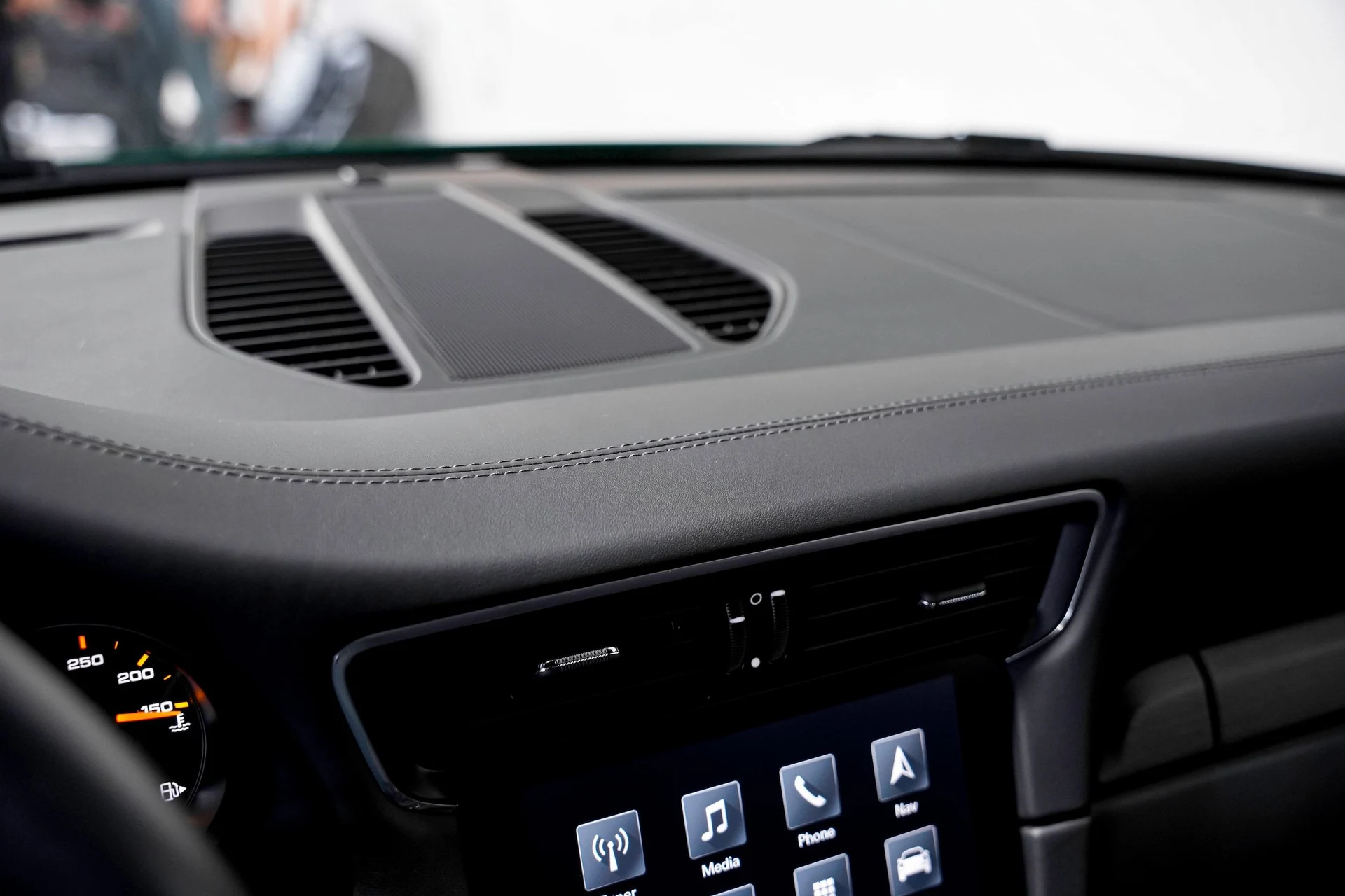 mph012_752995043_bf96a159d48a2ff6468f980e32386e54x_65ec9ebb02