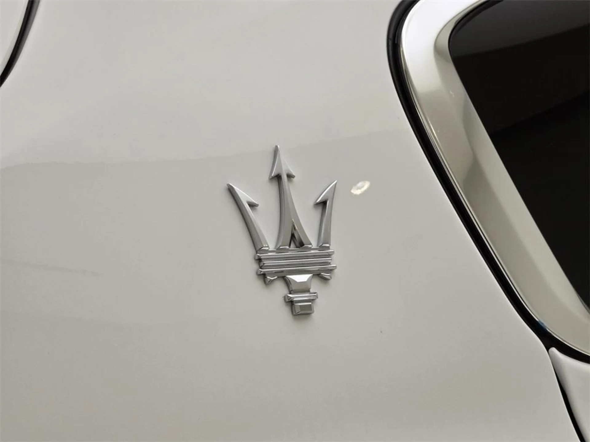 mph012_753487791_Used_2024_Maserati_Grecale_GT_1718809524_664338fced
