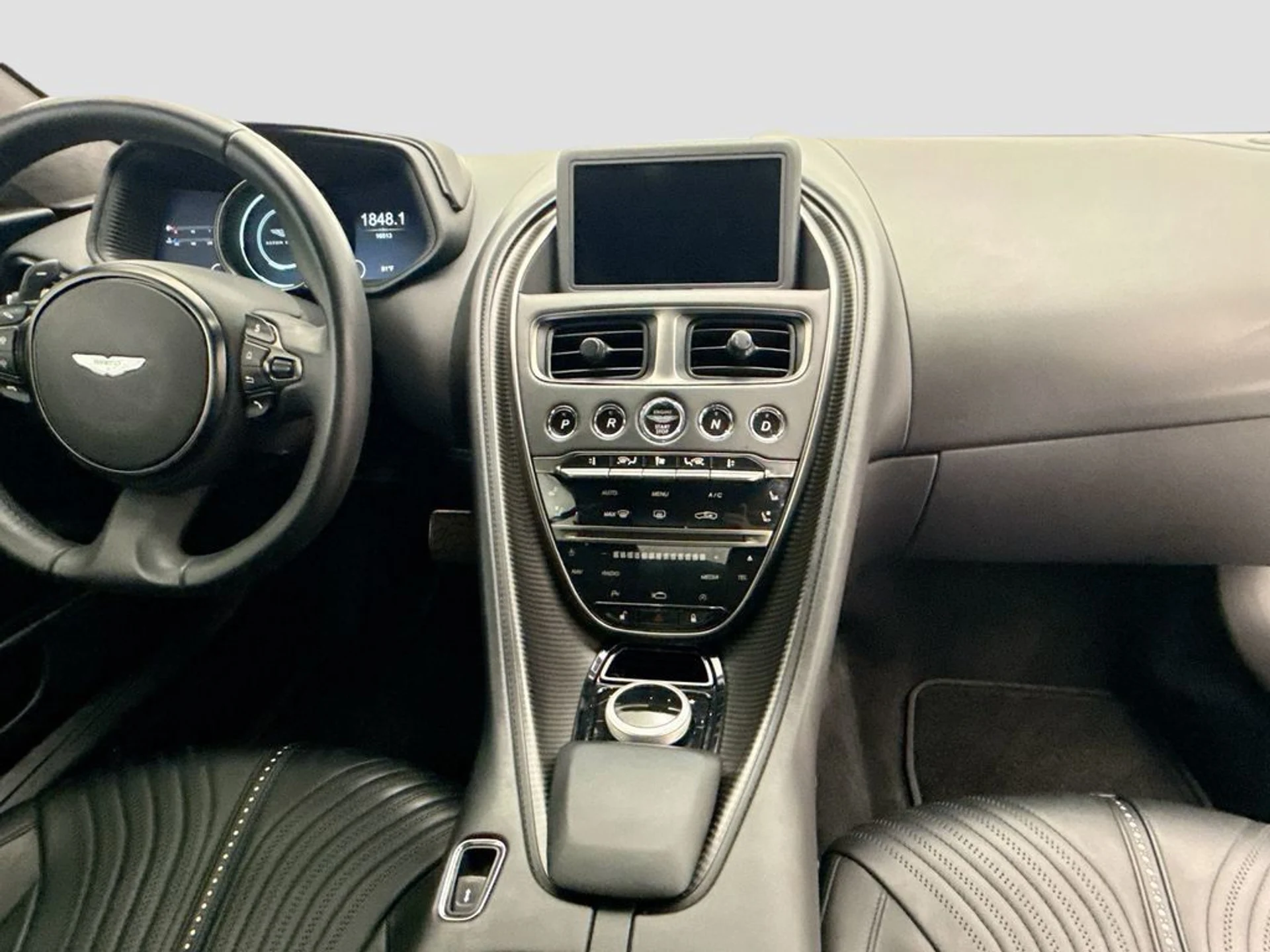 mph012_769687807_used_2018_aston_martin_db11_v12coupe_8119_23017514_13_1024_603f56a5ae