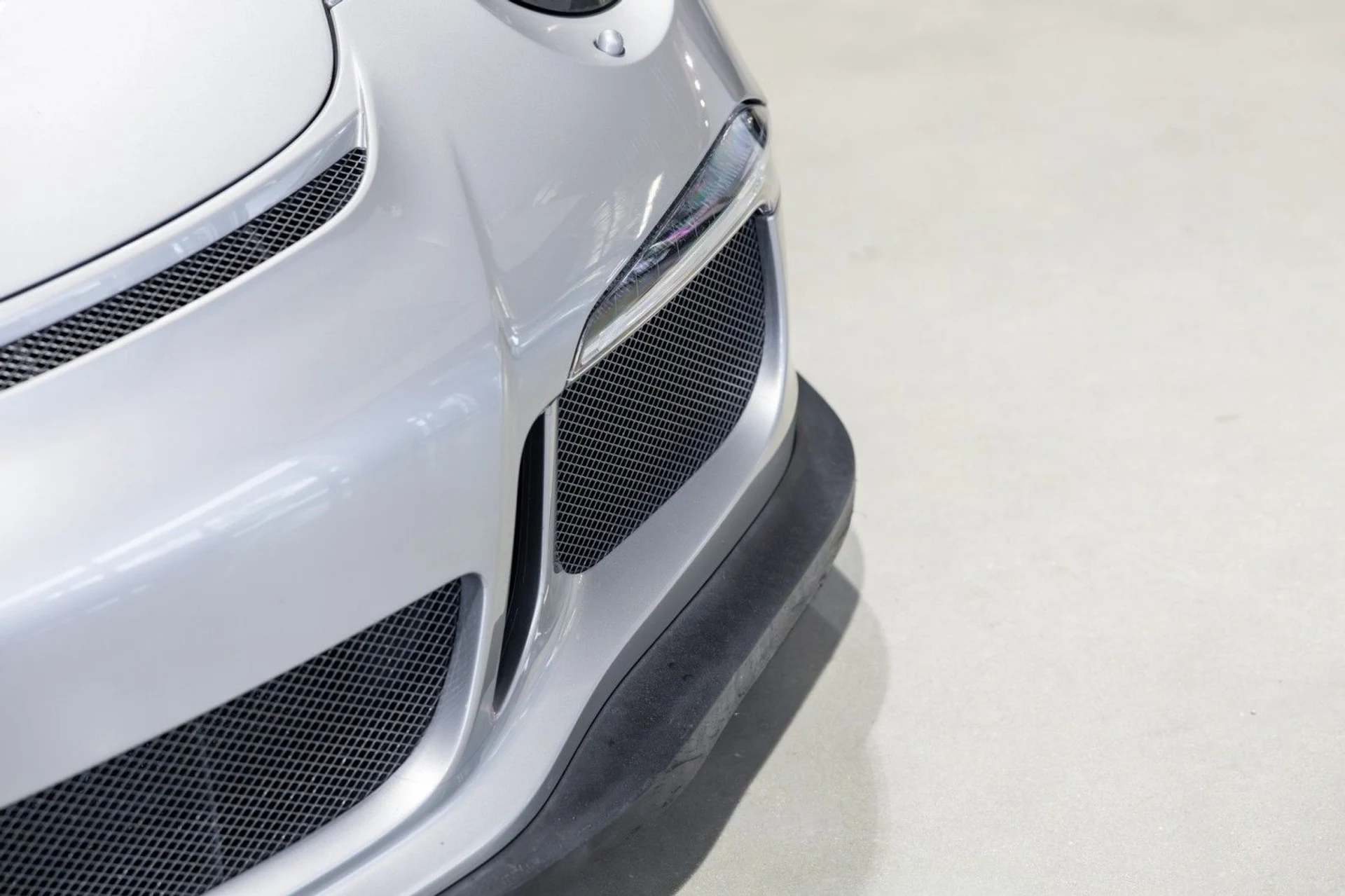 mph012_773551528_Ew_12edaa5b6a