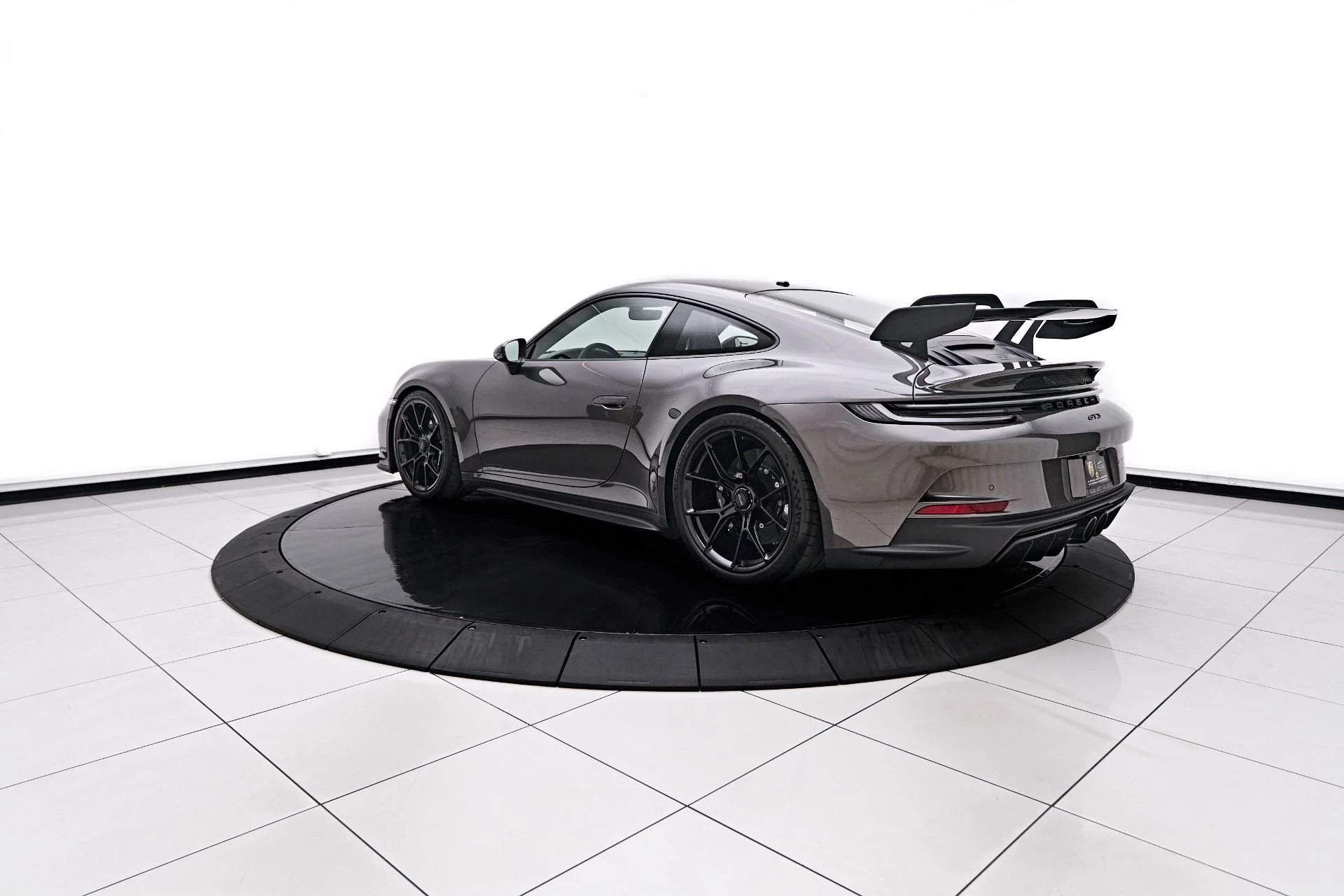mph012_778387348_Used_2023_Porsche_911_GT_3_1754443655_4169e6f0c4