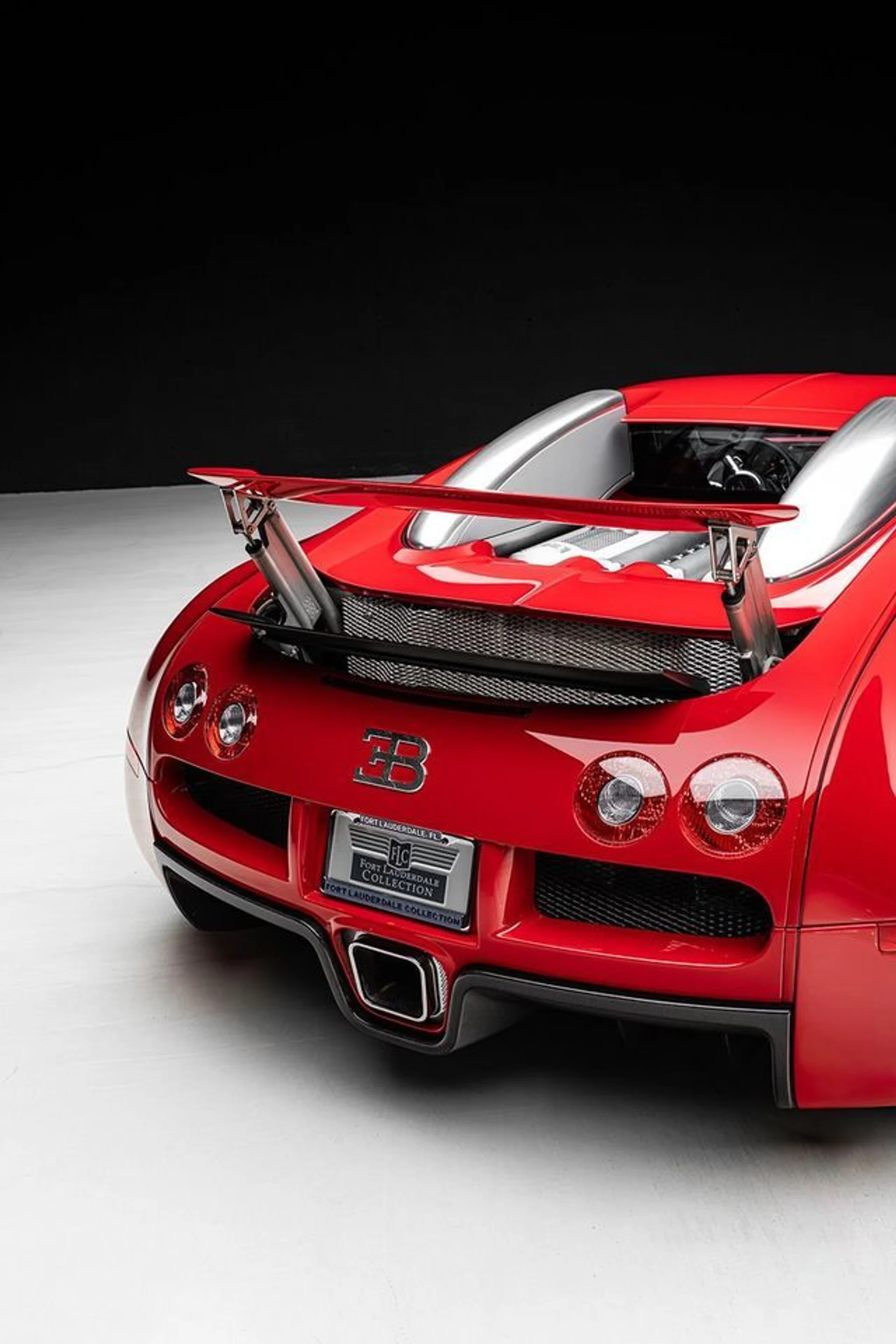 mph012_782207910_used_2008_bugatti_veyron_9689_23069704_17_640_ae9d7b45b3