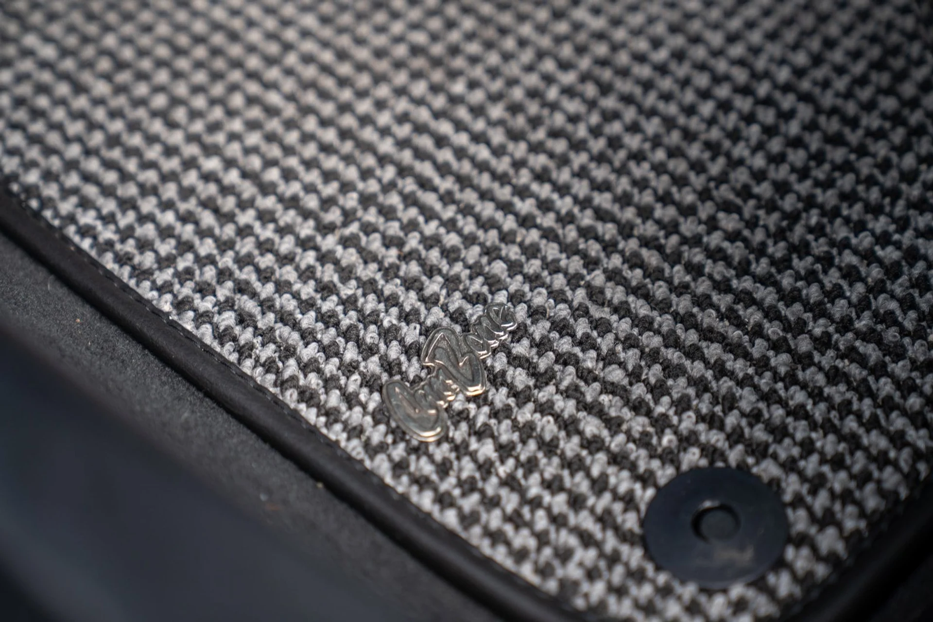 mph012_787602824_fff8fc83a56d8a1ec6e12c49d501e66ex_9a4aba7256