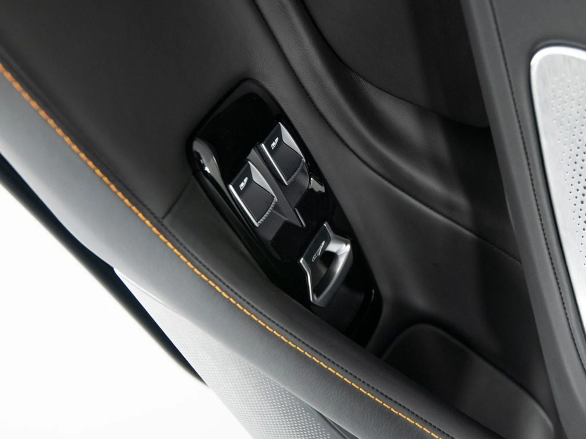 mph012_792924158_b5013c6d09d6a7748256fad1447f68ffx_5848c30728