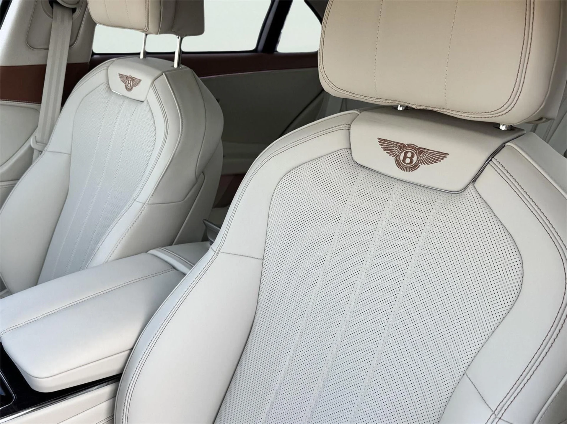 mph012_795309139_c2e444a06b86b6afd65d2acfbe40f0d2_45b24f61d1