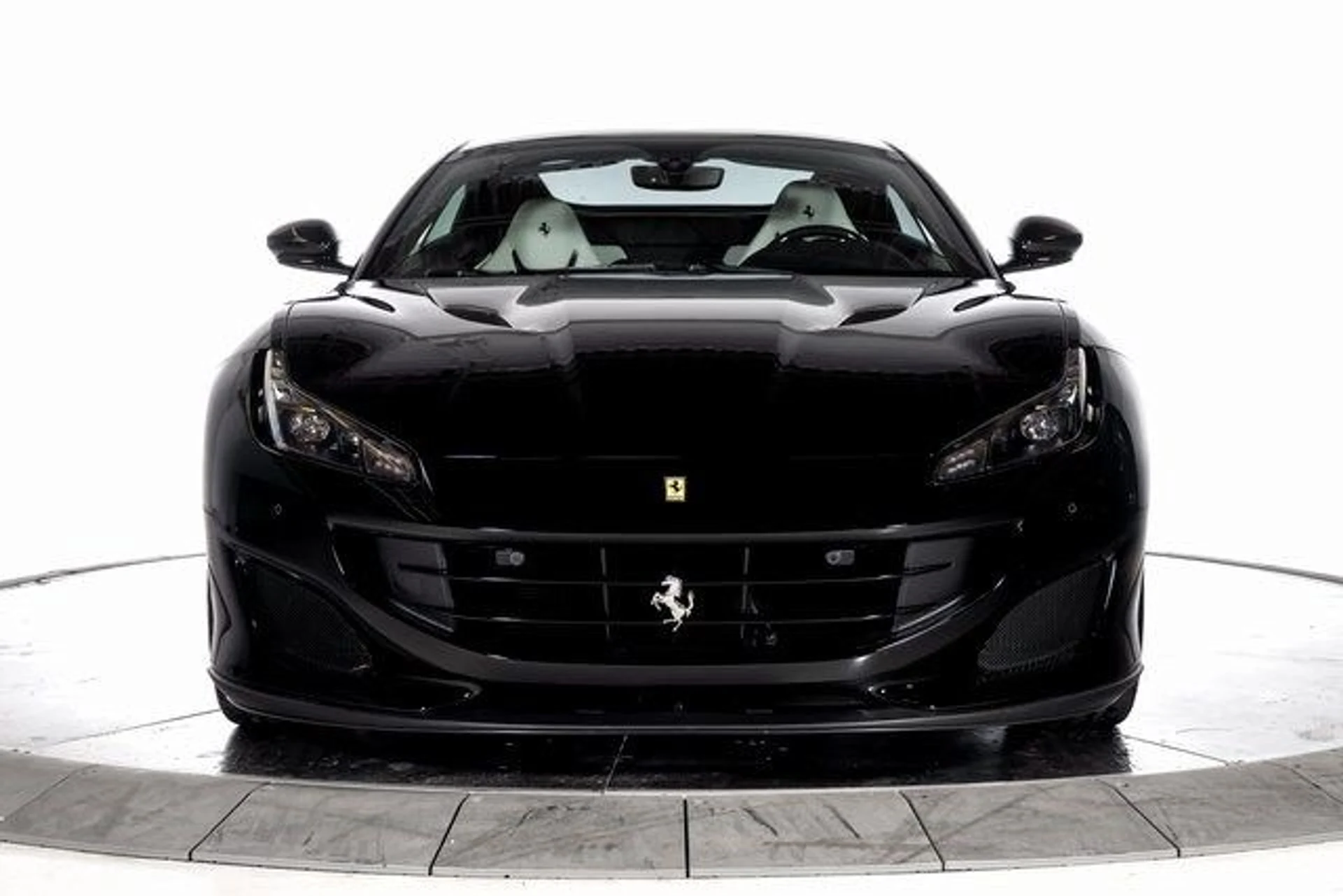 mph012_808146161_b3d47d0c1504b41d374c501d0009e17ax_a437f03a9e