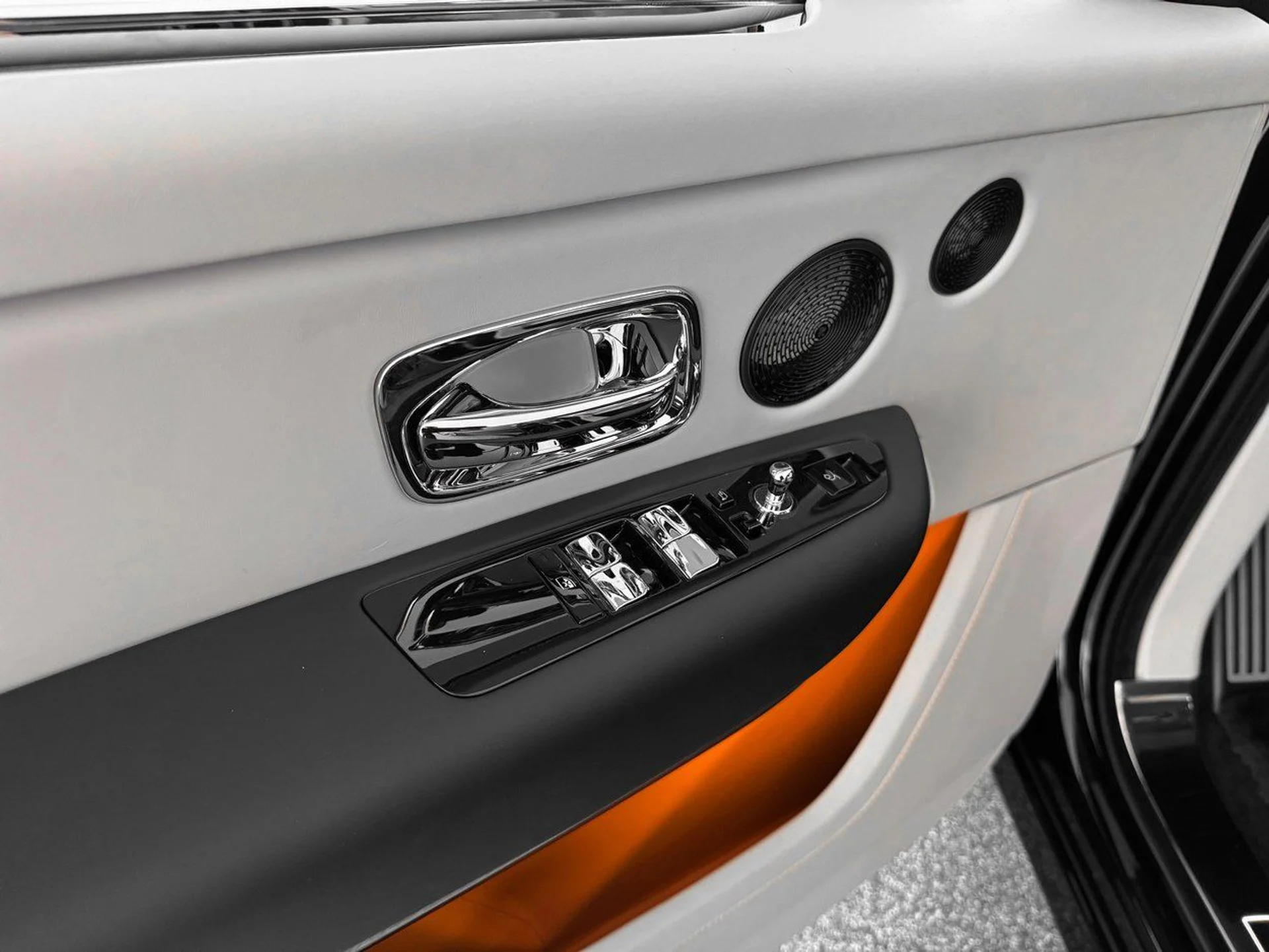 mph012_809542968_d57debffe5ed92a1e26f2d84f07b8943x_5a00928c12