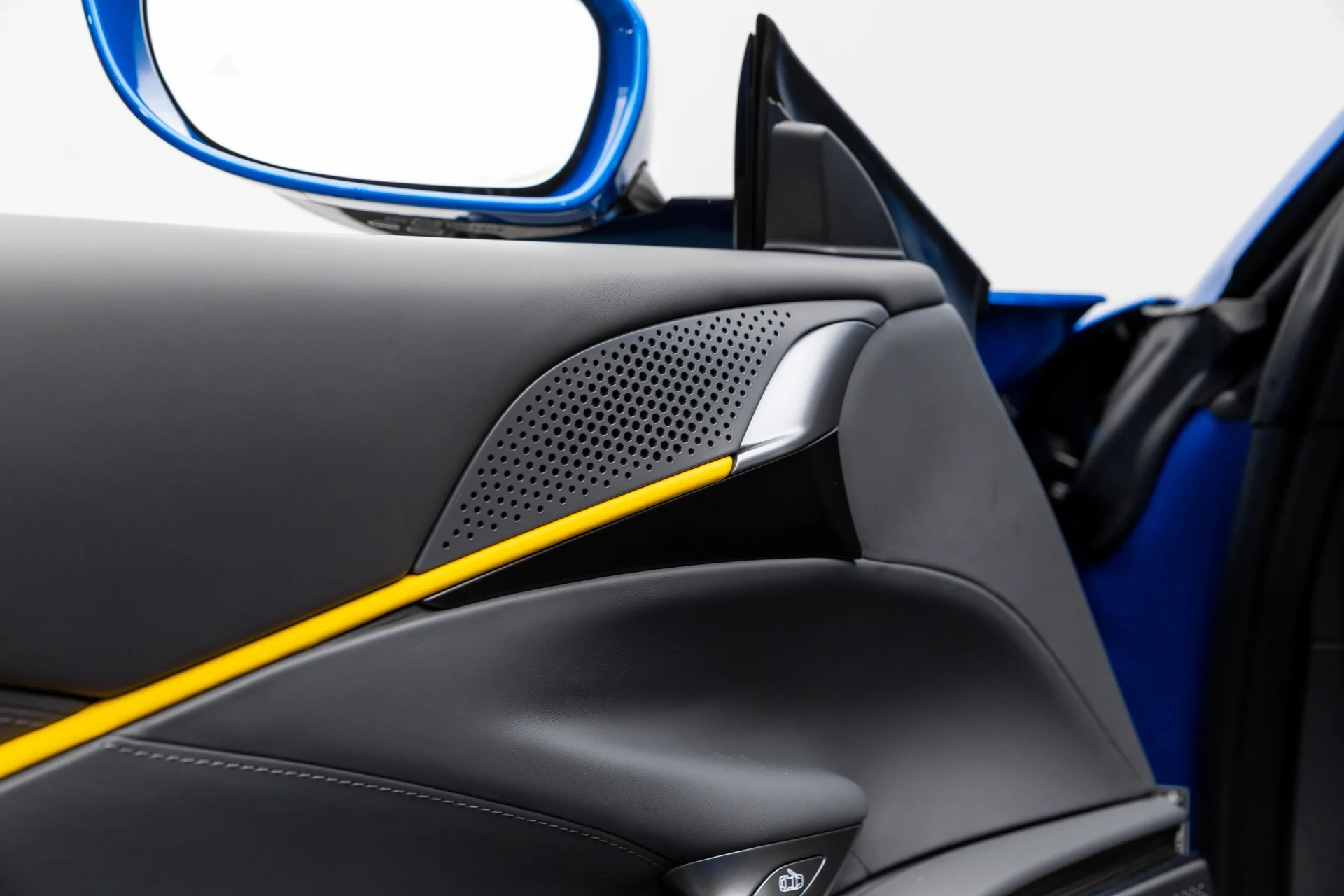 mph012_811404083_f21a2ec08a364d6b8a0d8bc71136cbd0_025a064535