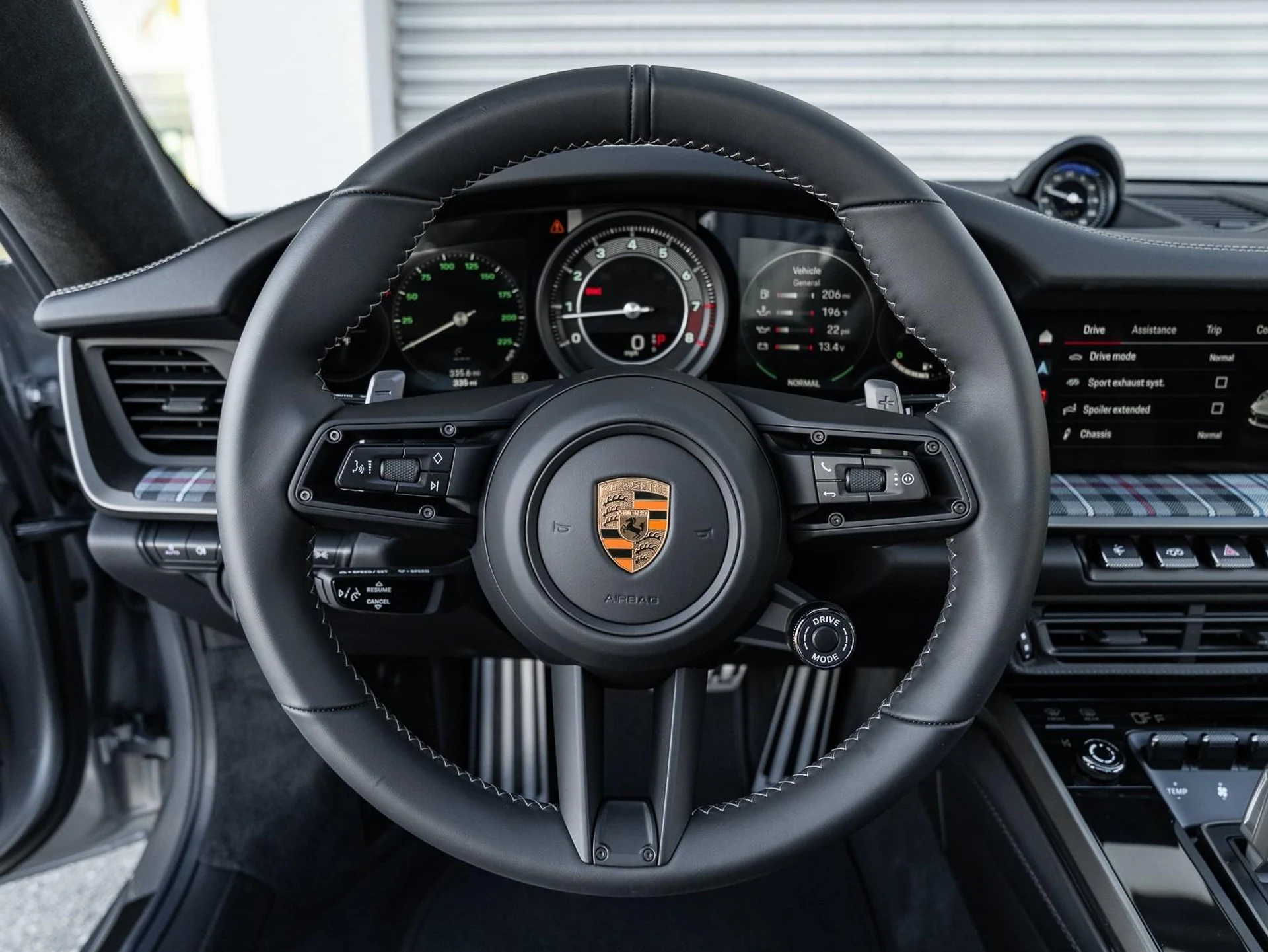 mph012_818297142_Used_2025_Porsche_911_Turbo_1762268499_5ea796573e