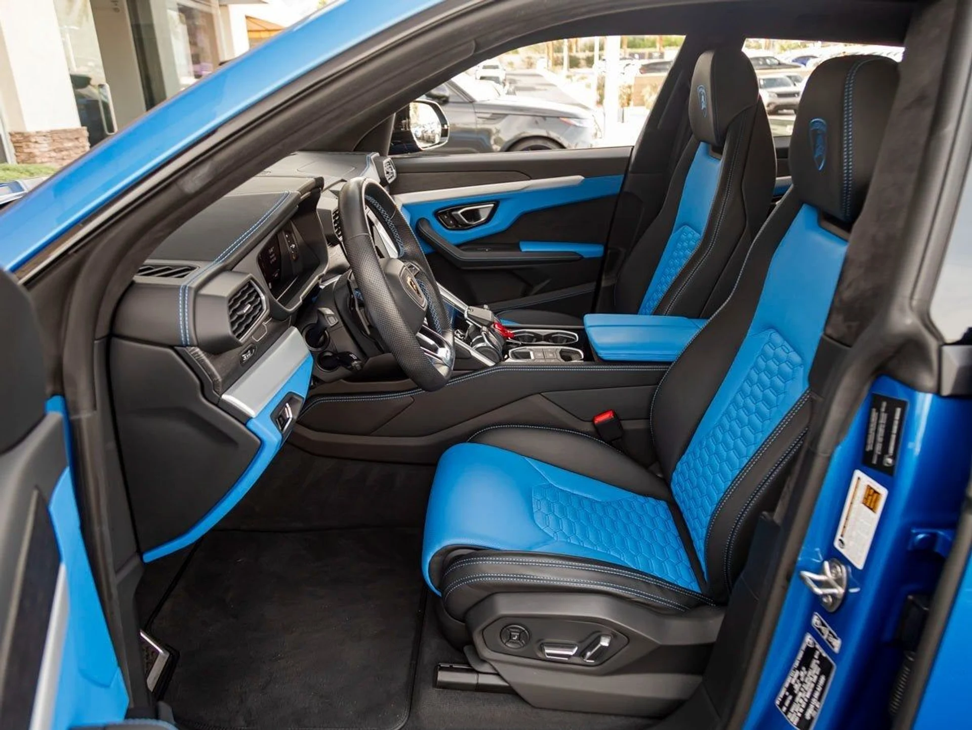 mph012_818992334_13_fa3f3d33b8