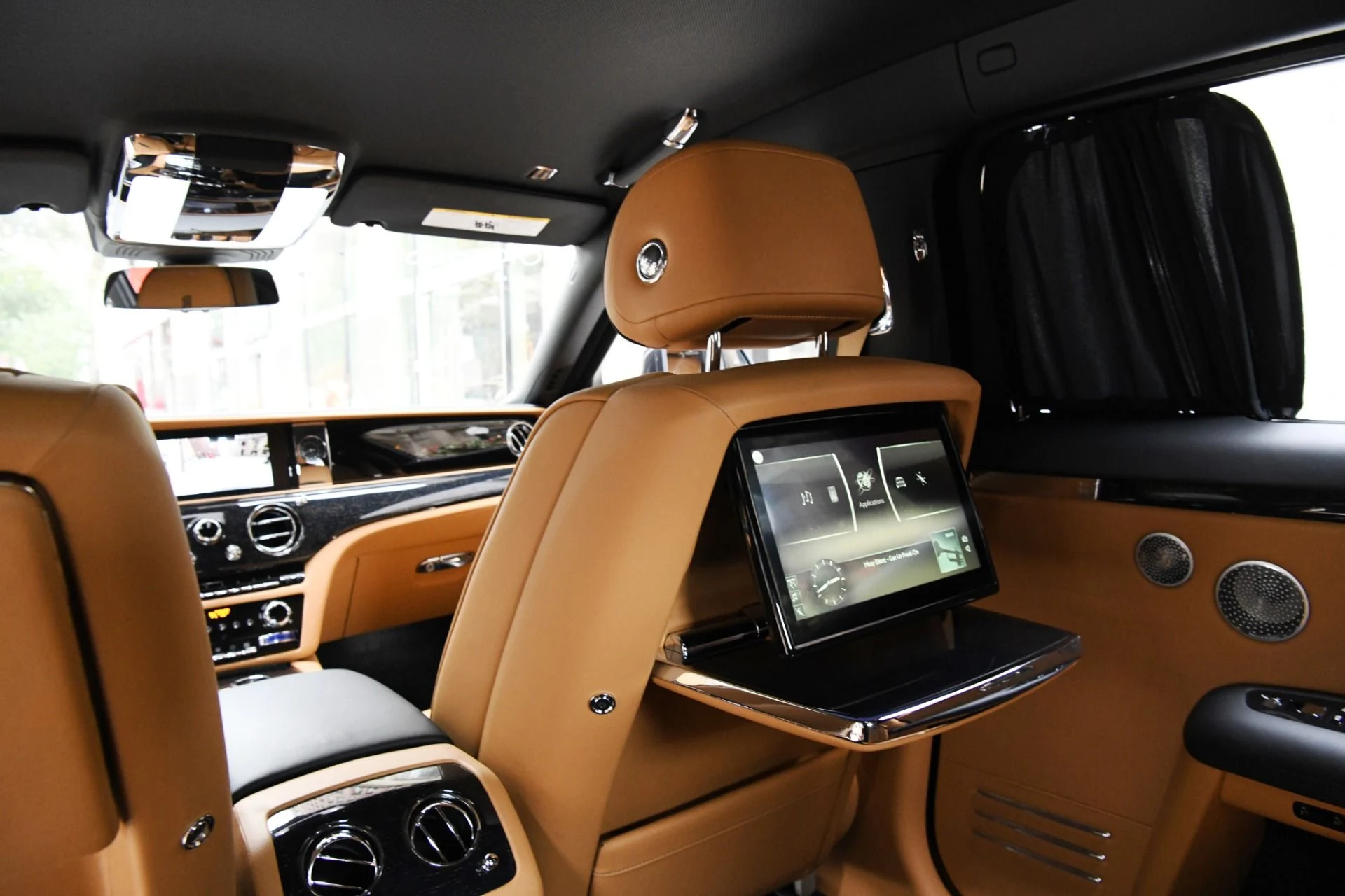 mph012_821844828_11295_p14_l_31b3dad811