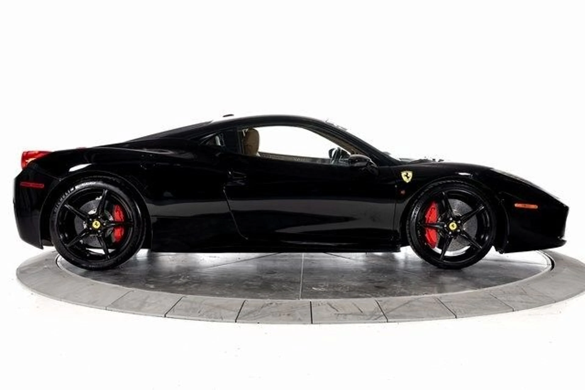 mph012_822757215_7a40a91c968c41972dd31bd517dcfdf0x_86cc37865f