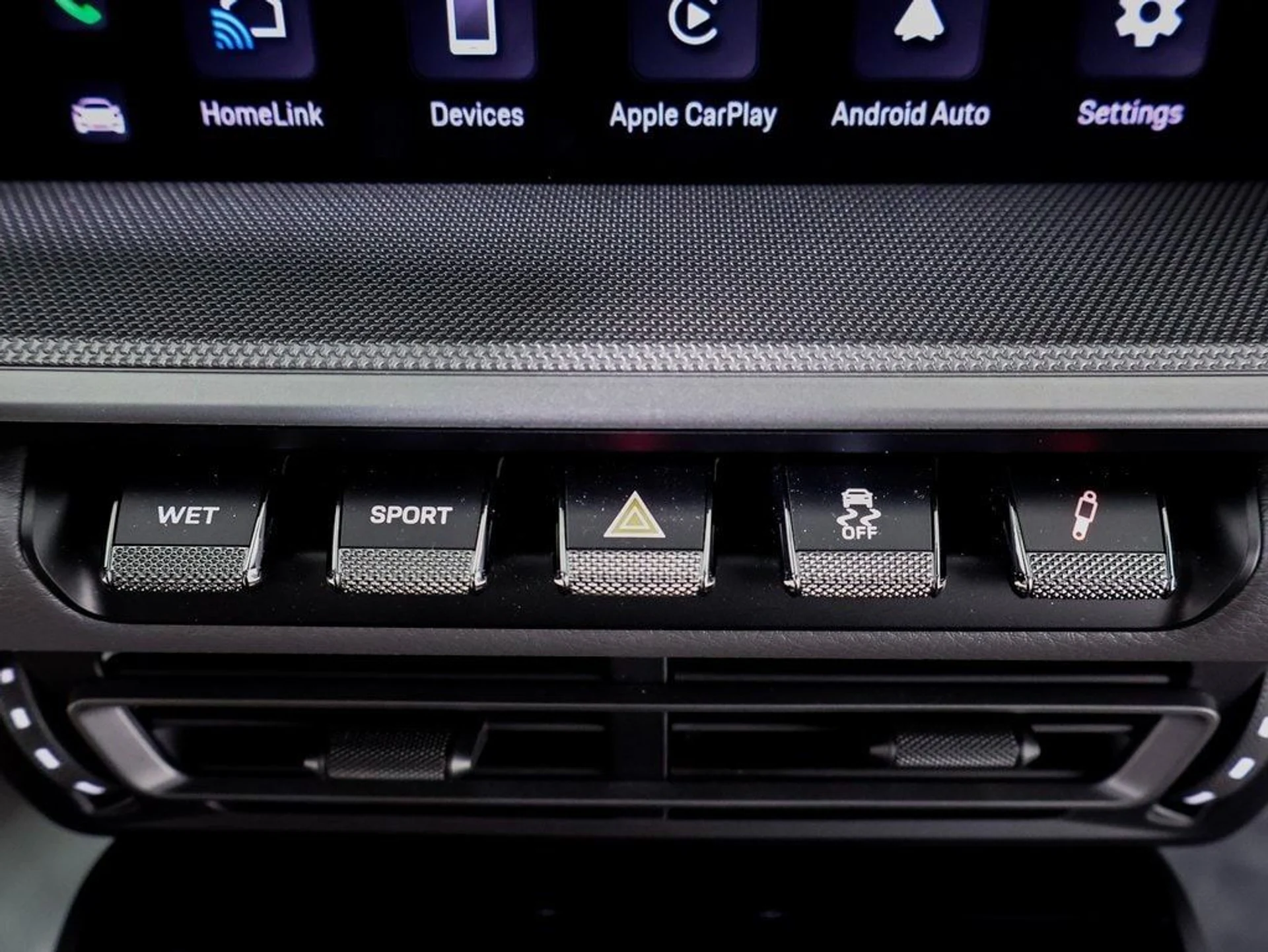 mph012_824514344_21d3e6a801cb2aa6cb4af60b0694da15x_84570f17f9