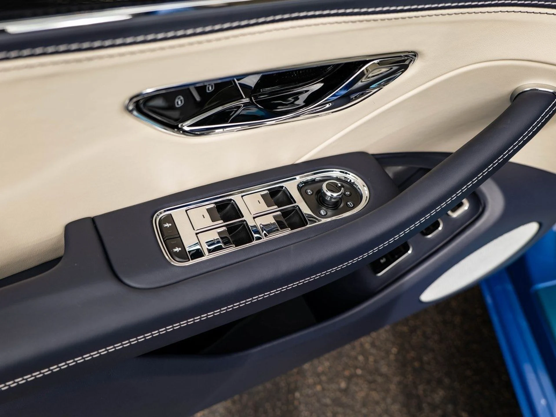 mph012_828857768_5b60df40912a007e77e382882060d432x_1d7a64f602