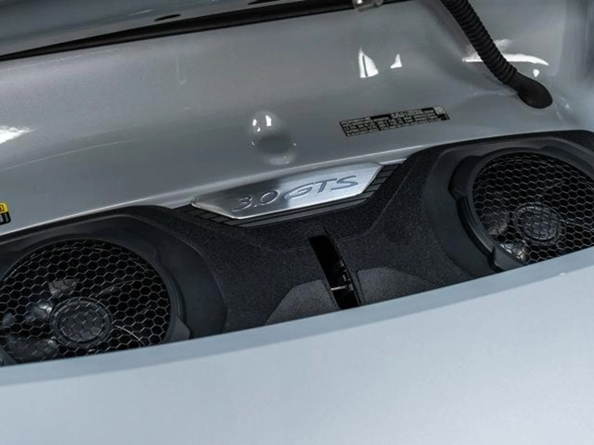 mph012_837116300_Jx7_PRED_Dnn_V3s1o_Sw_J6_Rse2_Apj_A_8315a64728