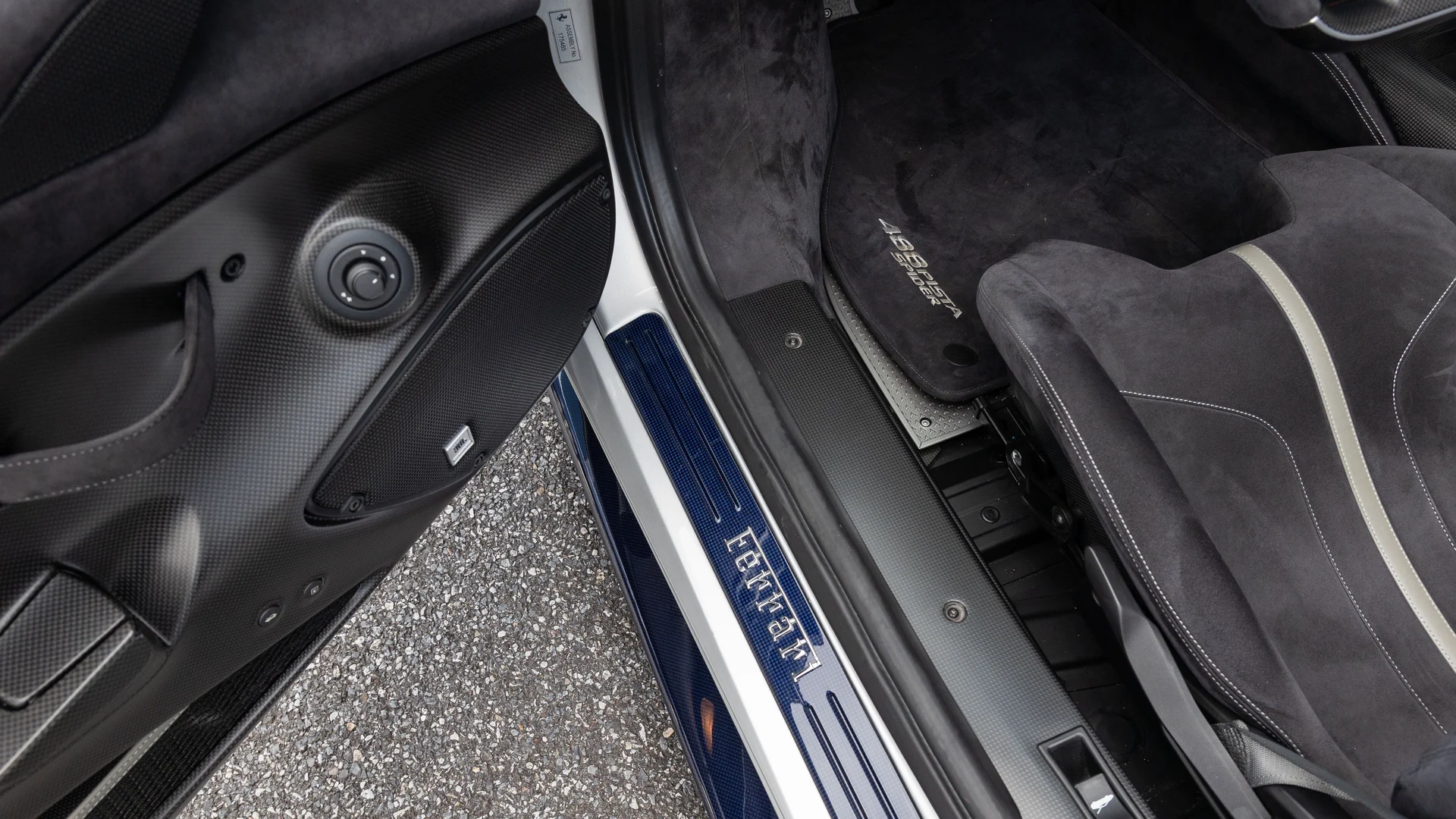 mph012_83796955_6efb134ed4364627bb28c00d68b81cf9_92b787df30