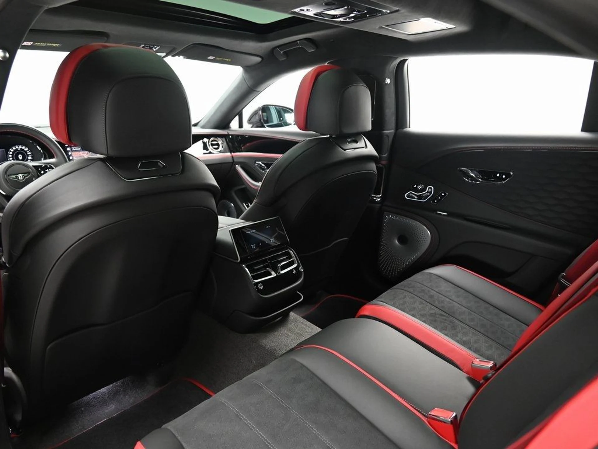 mph012_840536385_c7c1faccd1b02699a8b96540b7423d4f_f708dbab29