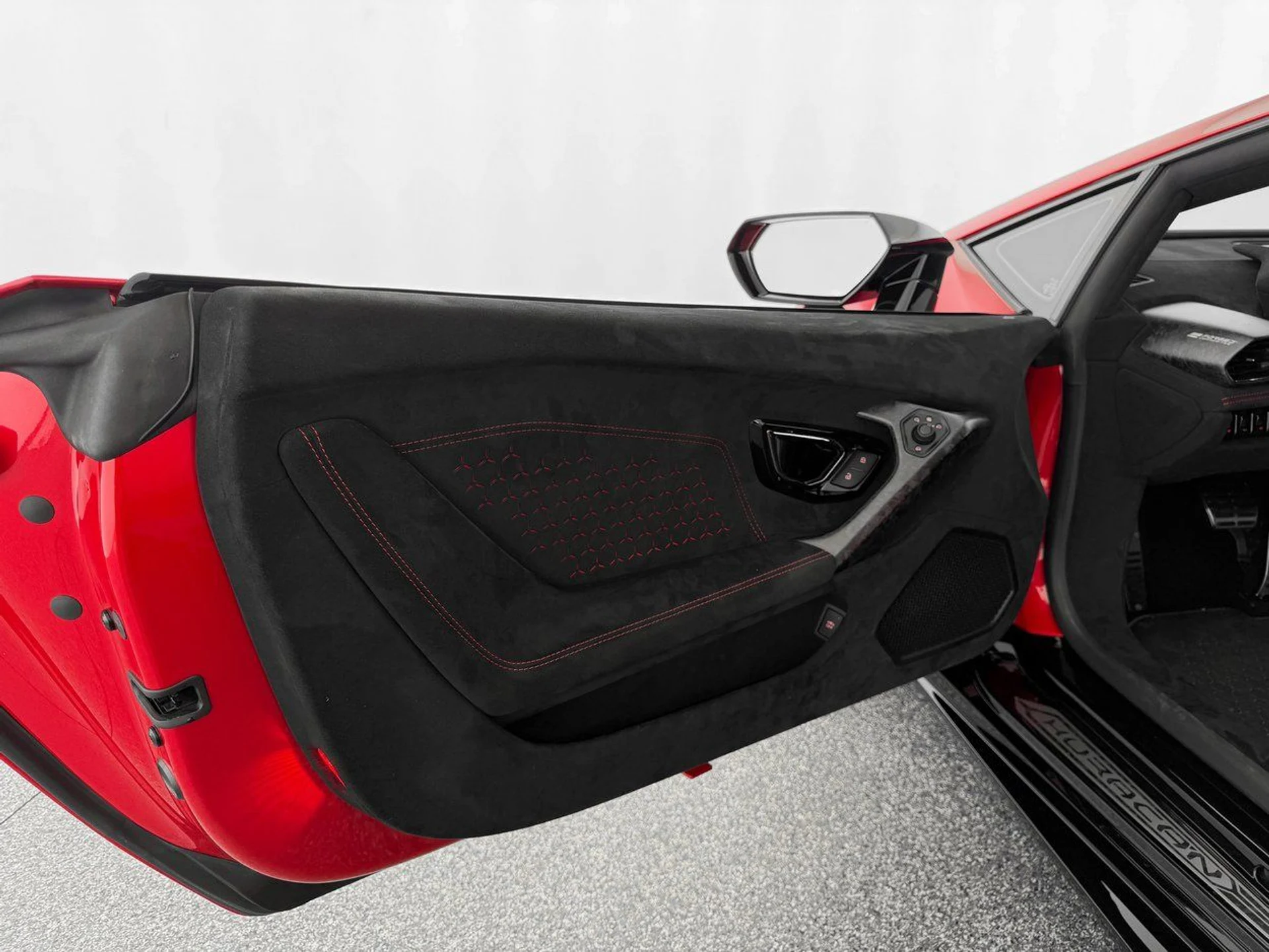 mph012_843243888_2d235b172732b28860dd49e9f2690a27x_4de8ce05c8