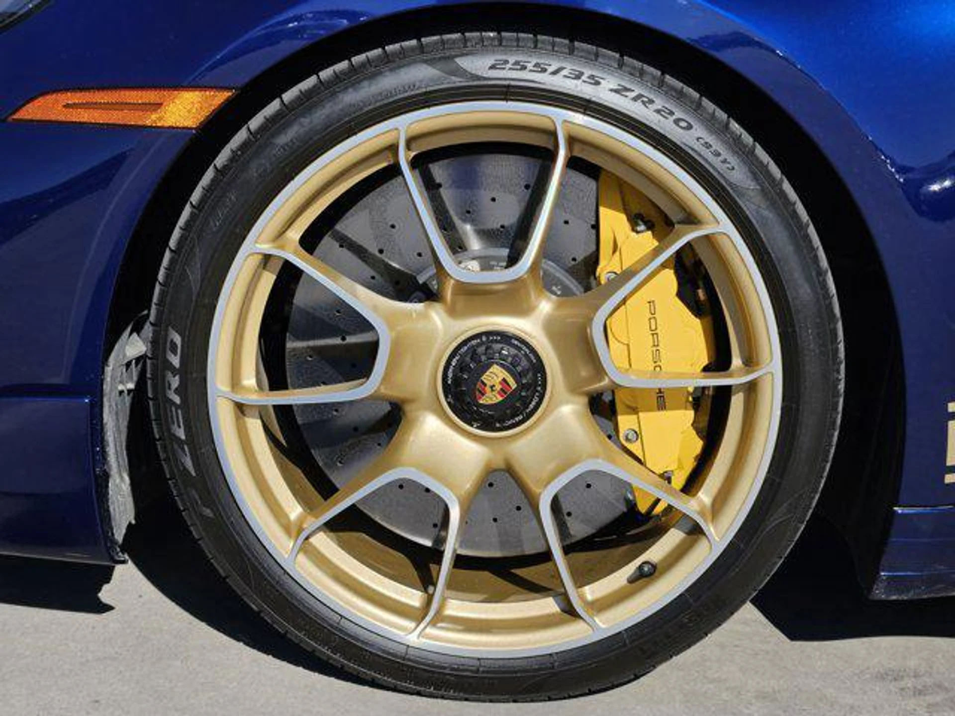 mph012_844093677_Qnw_ML_Rd_SW_6_F6p5_YZ_3_I_Jdm47_Yok0_ccad9c8313