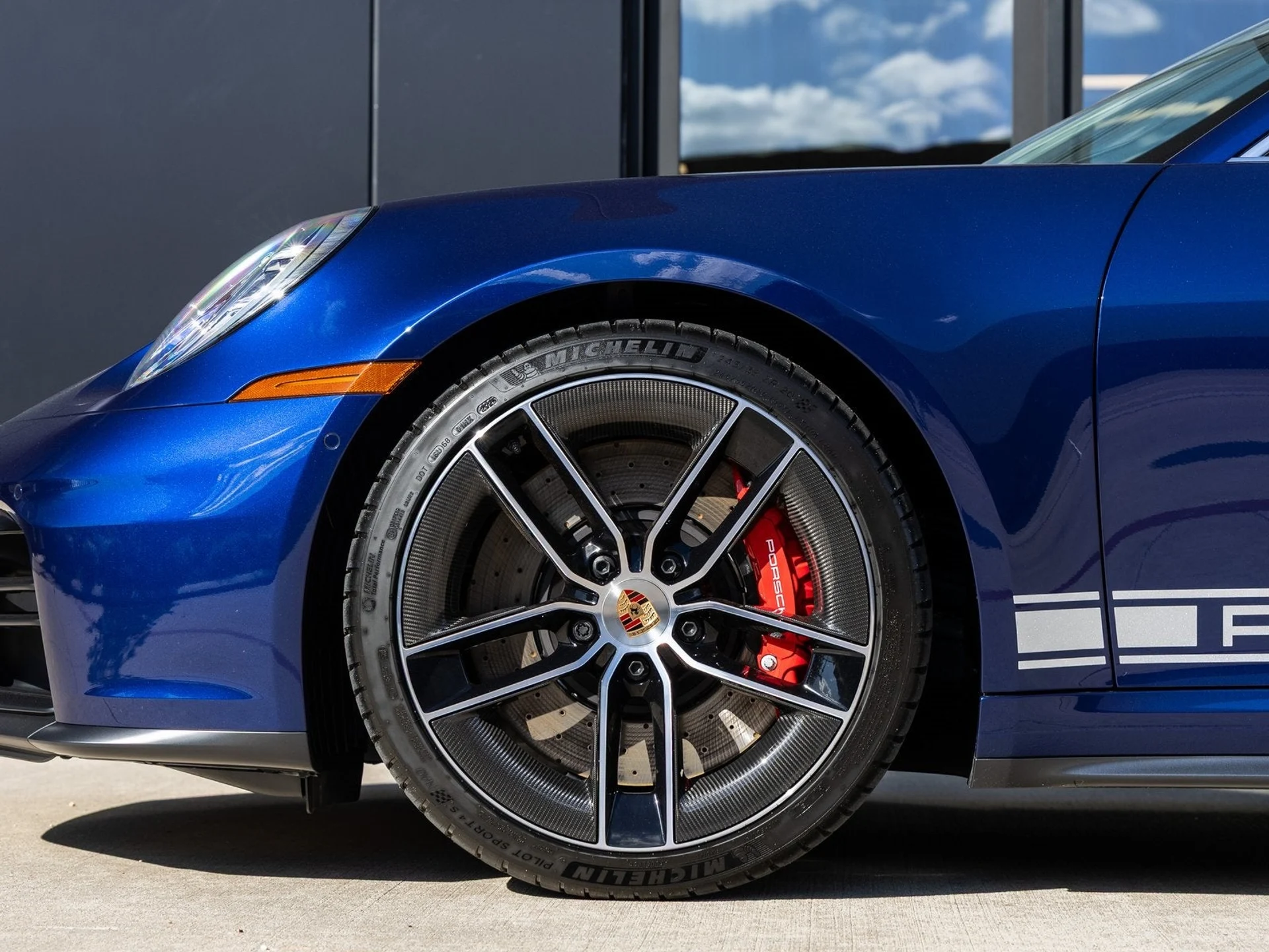 mph012_849716974_13_84376de96a