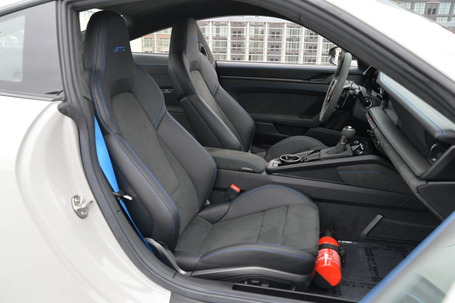 mph012_852871011_637287e8e3af813727033496f85b9ae2x_a38c47a387