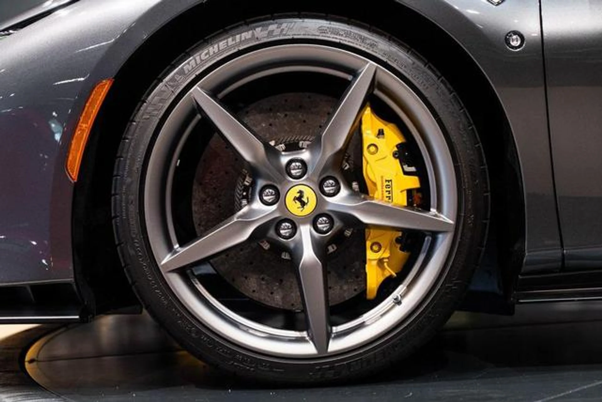 mph012_860694638_E_J_Loxr_S_f_g_Wcm_Tmxk_Yas_Fogmw_c7e56c3d88