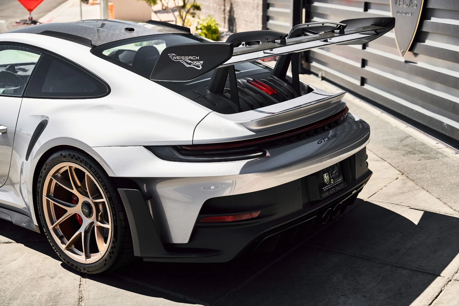 mph012_864506069_Used_2025_Porsche_911_GT_3_RS_1785790987_2249cfcb80
