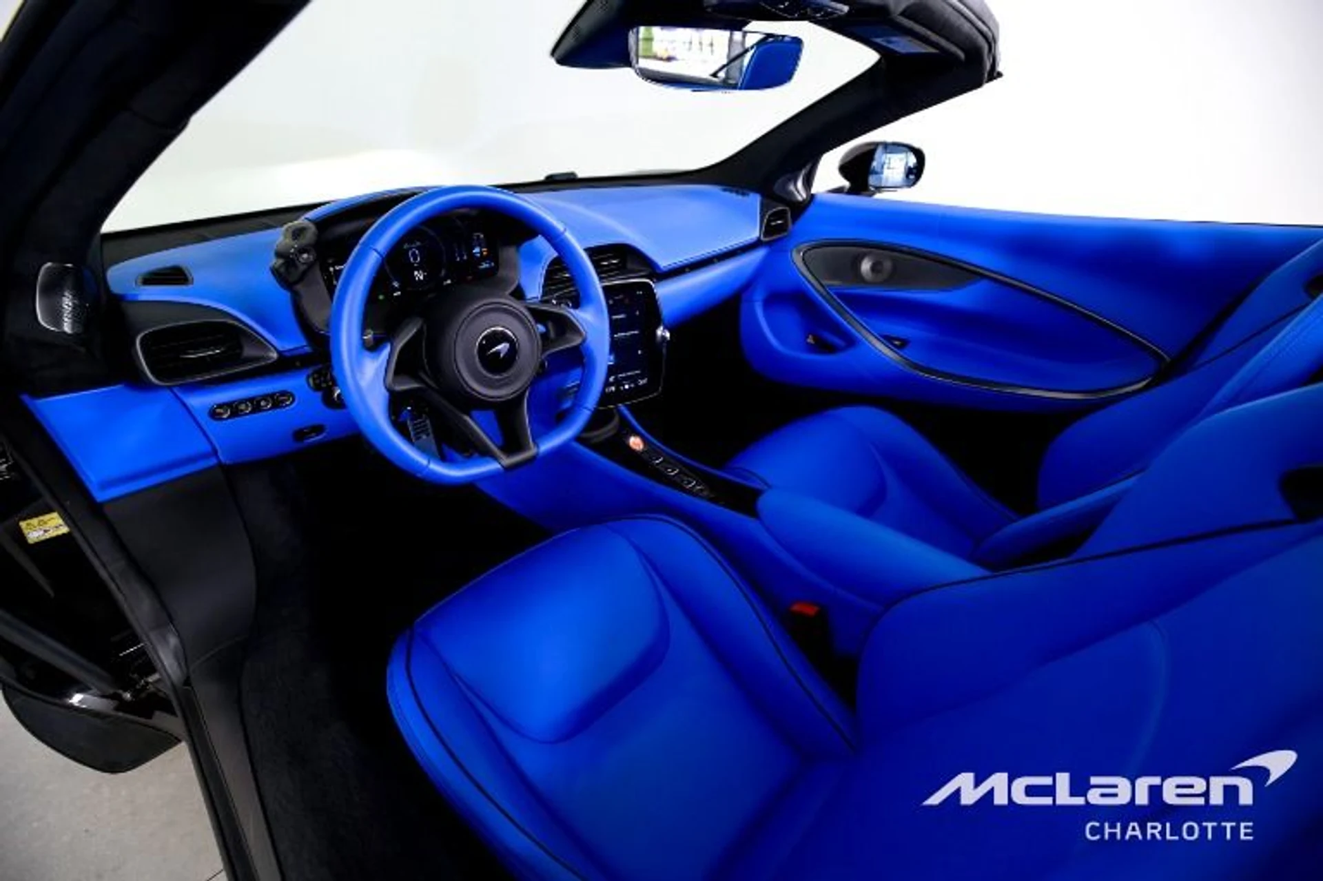 mph012_864991190_Used_2025_Mc_Laren_Artura_Spider_Tech_Lux_edb779a9a9