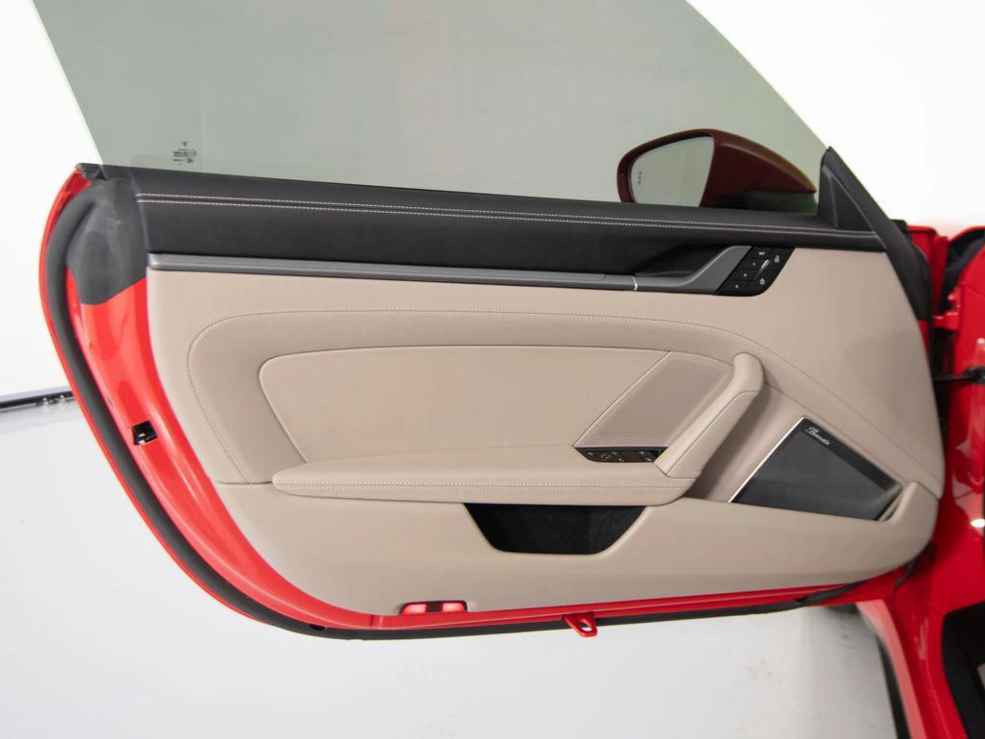 mph012_867001276_G4_GKKYF_7_XR_Zz_Zyq3trc_Cb78jx_A_9e2c9b227d